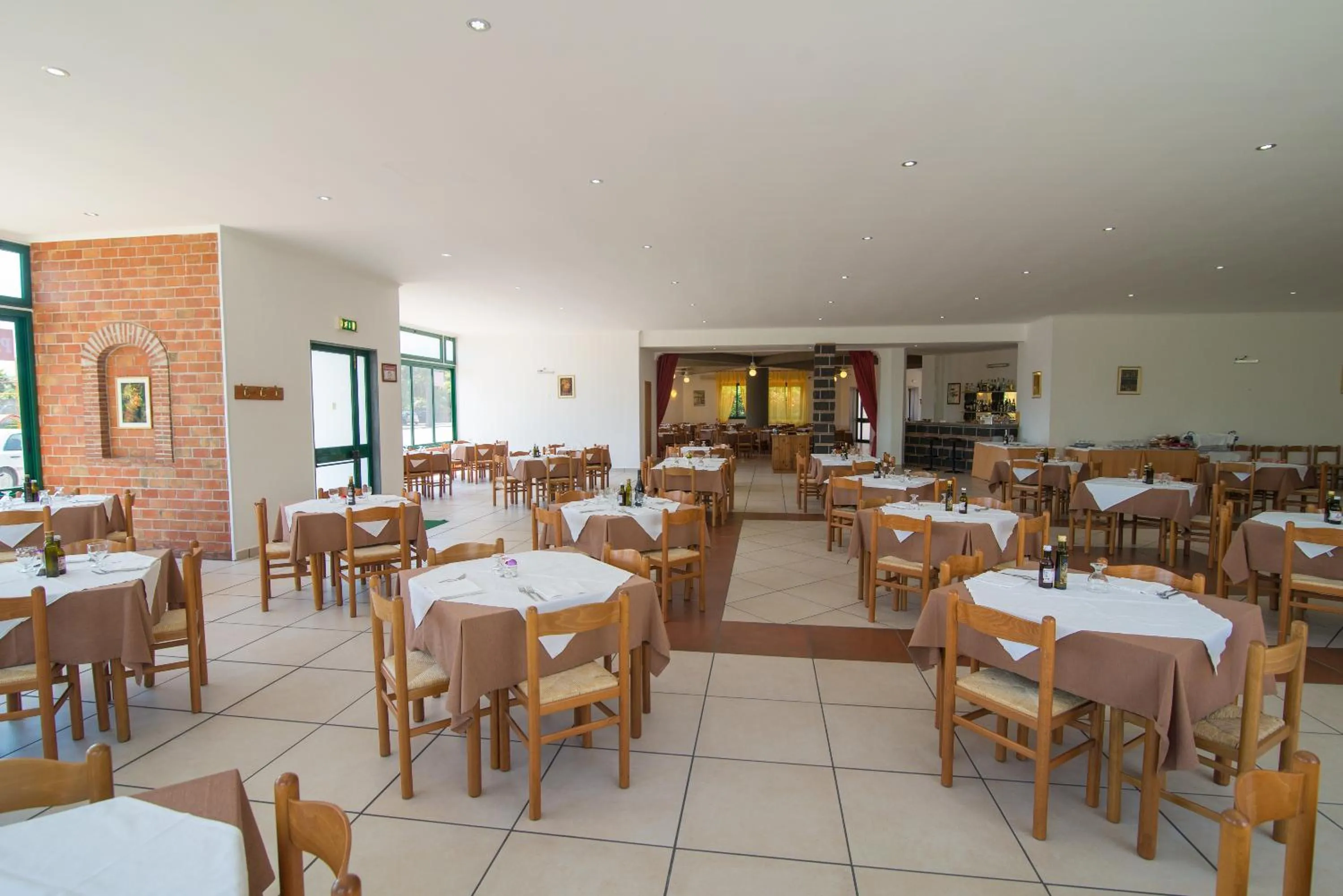 Restaurant/places to eat in Villaggio Alkantara