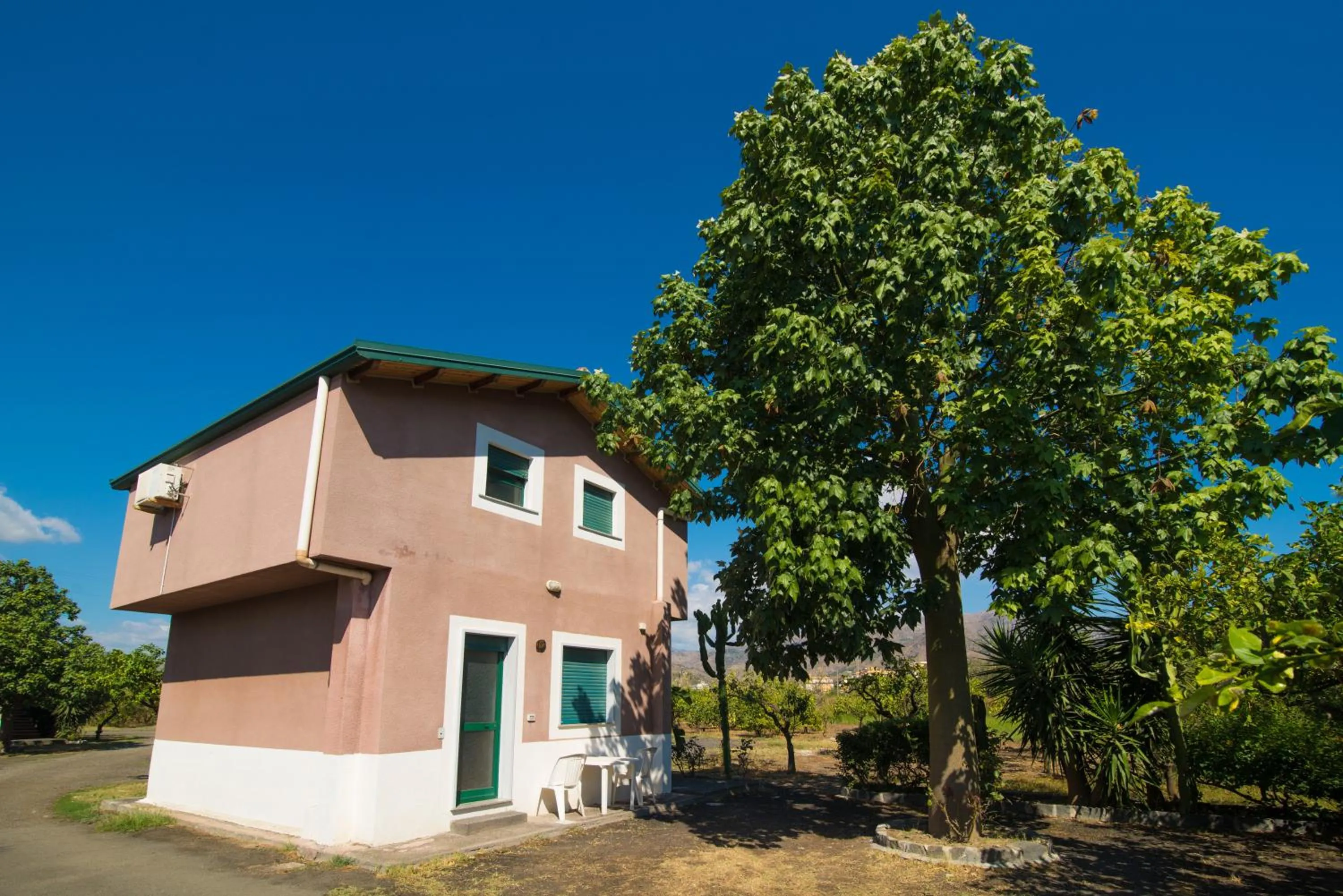 Garden view in Villaggio Alkantara
