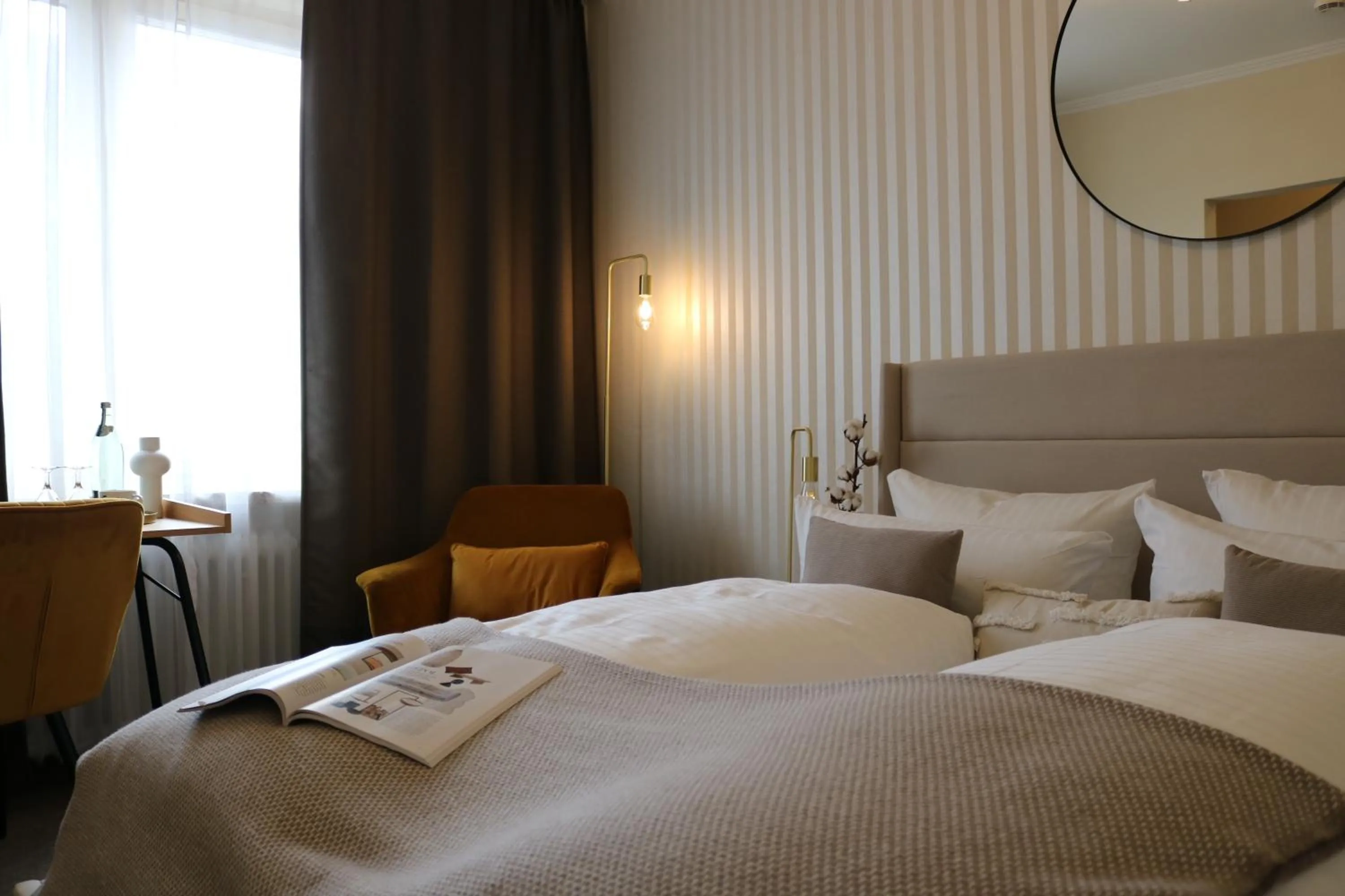 Photo of the whole room, Bed in Hotel Stadt Hamburg