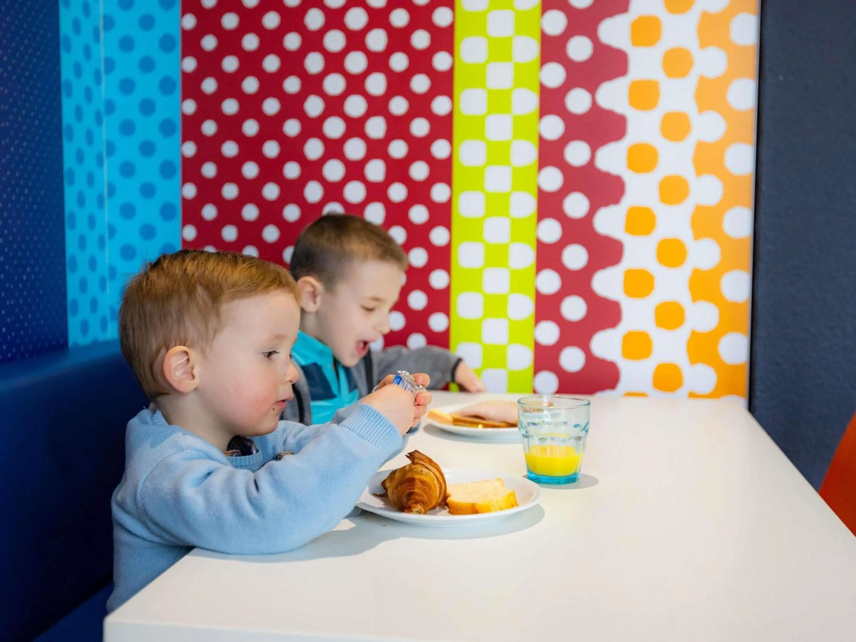 Bedroom in ibis budget Besançon Centre Gare