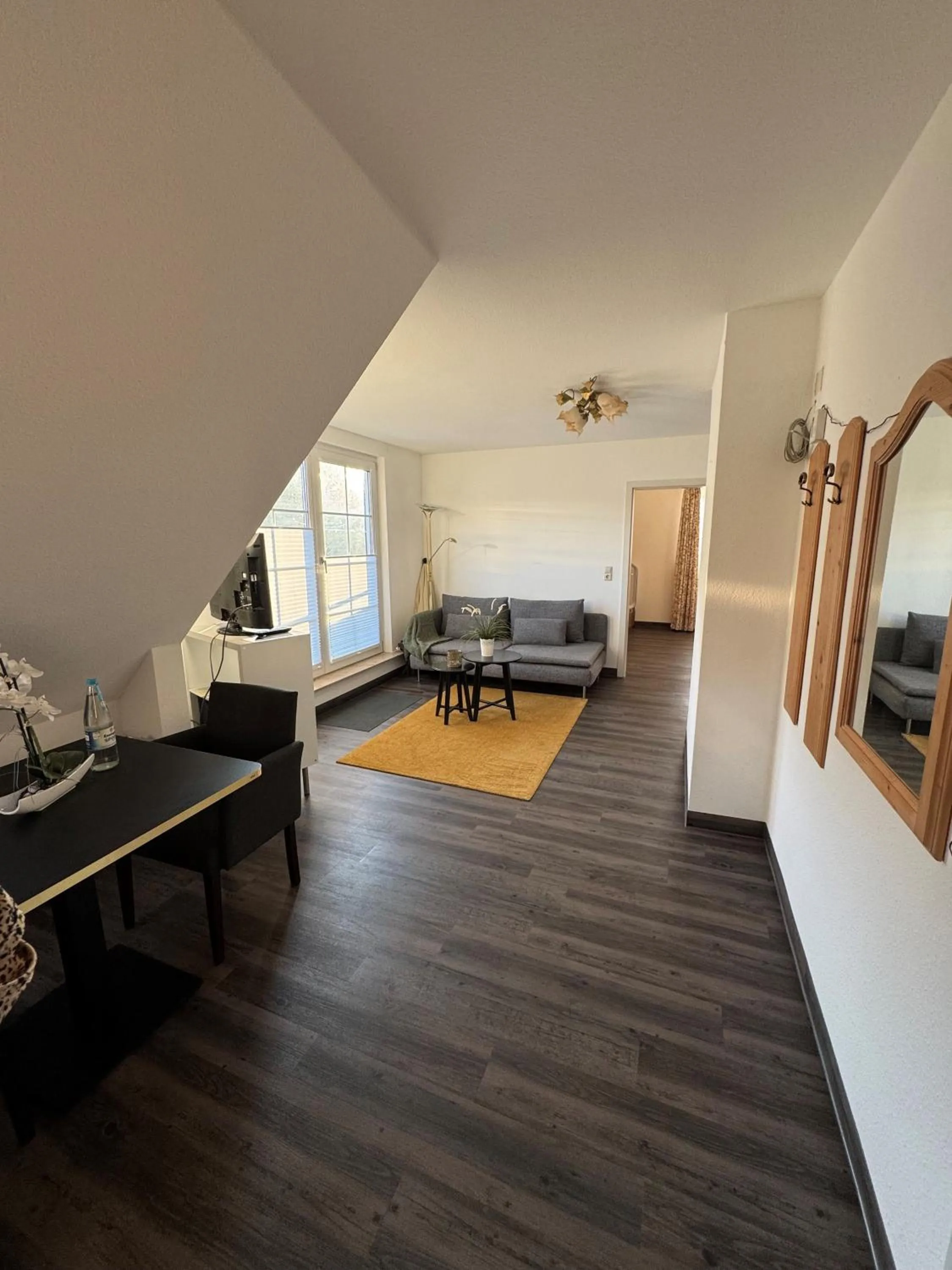 Photo of the whole room, Bed in Flair Hotel Vier Jahreszeiten