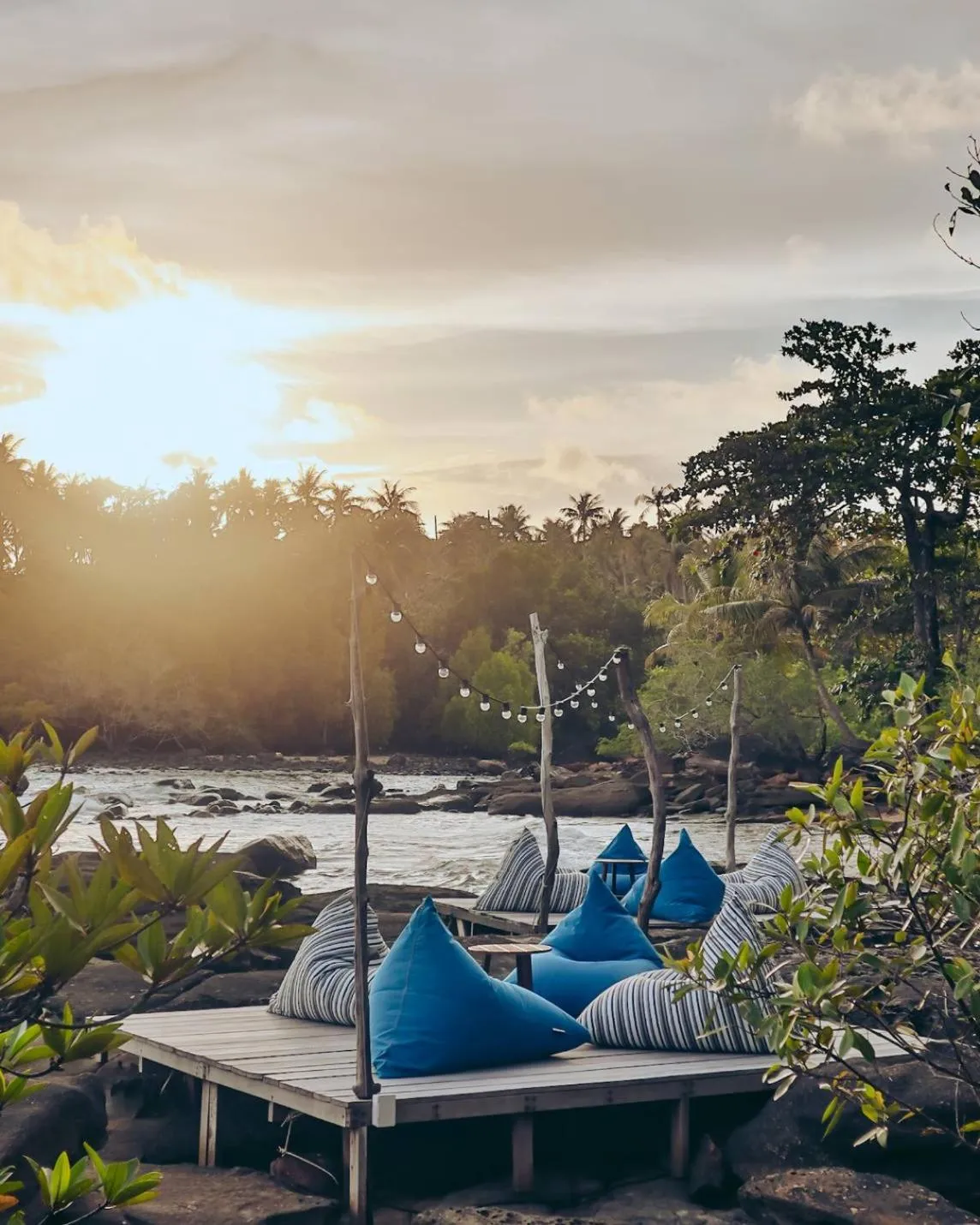 Restaurant/places to eat in Shantaa Resort, Kohkood
