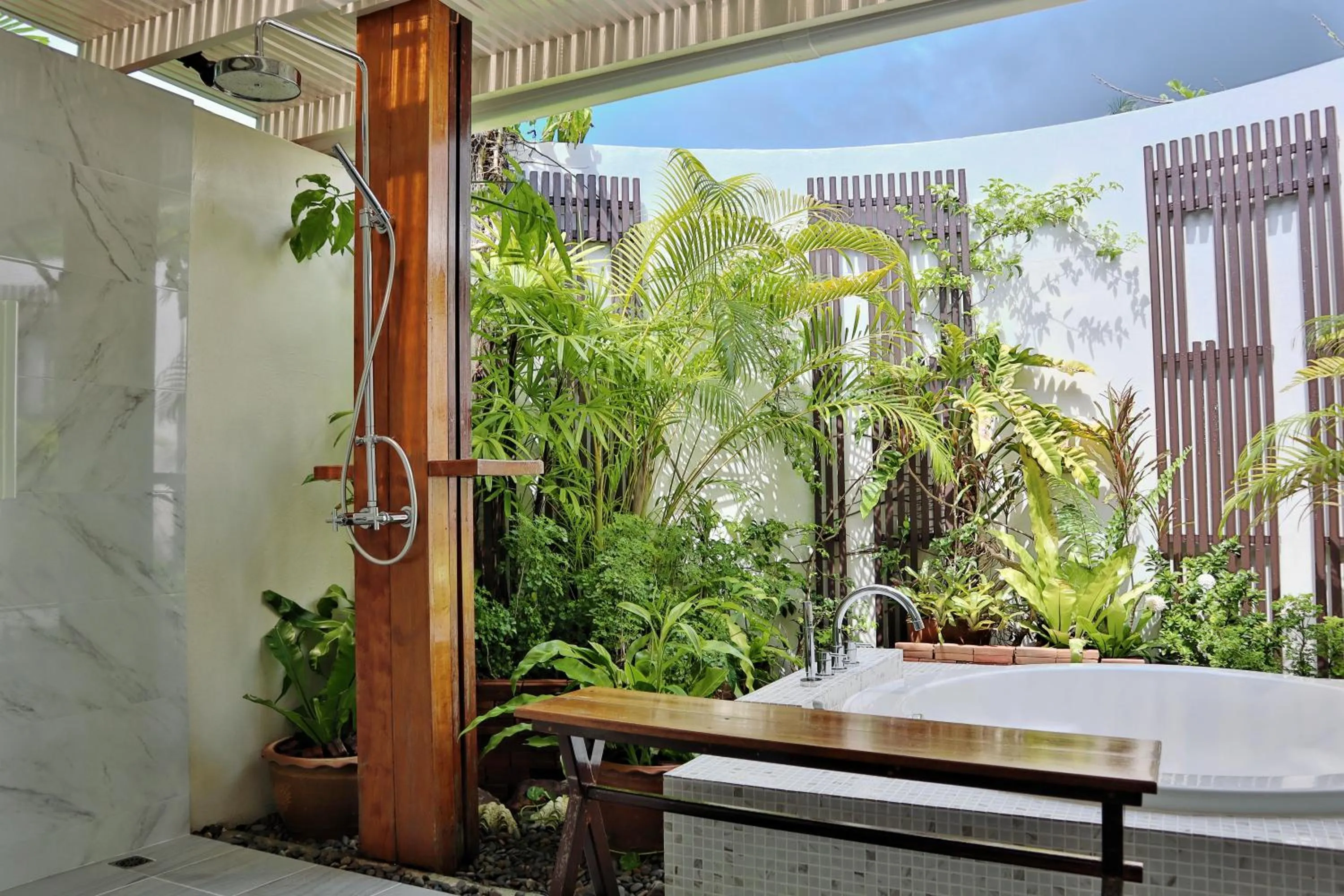 Toilet in Shantaa Resort, Kohkood