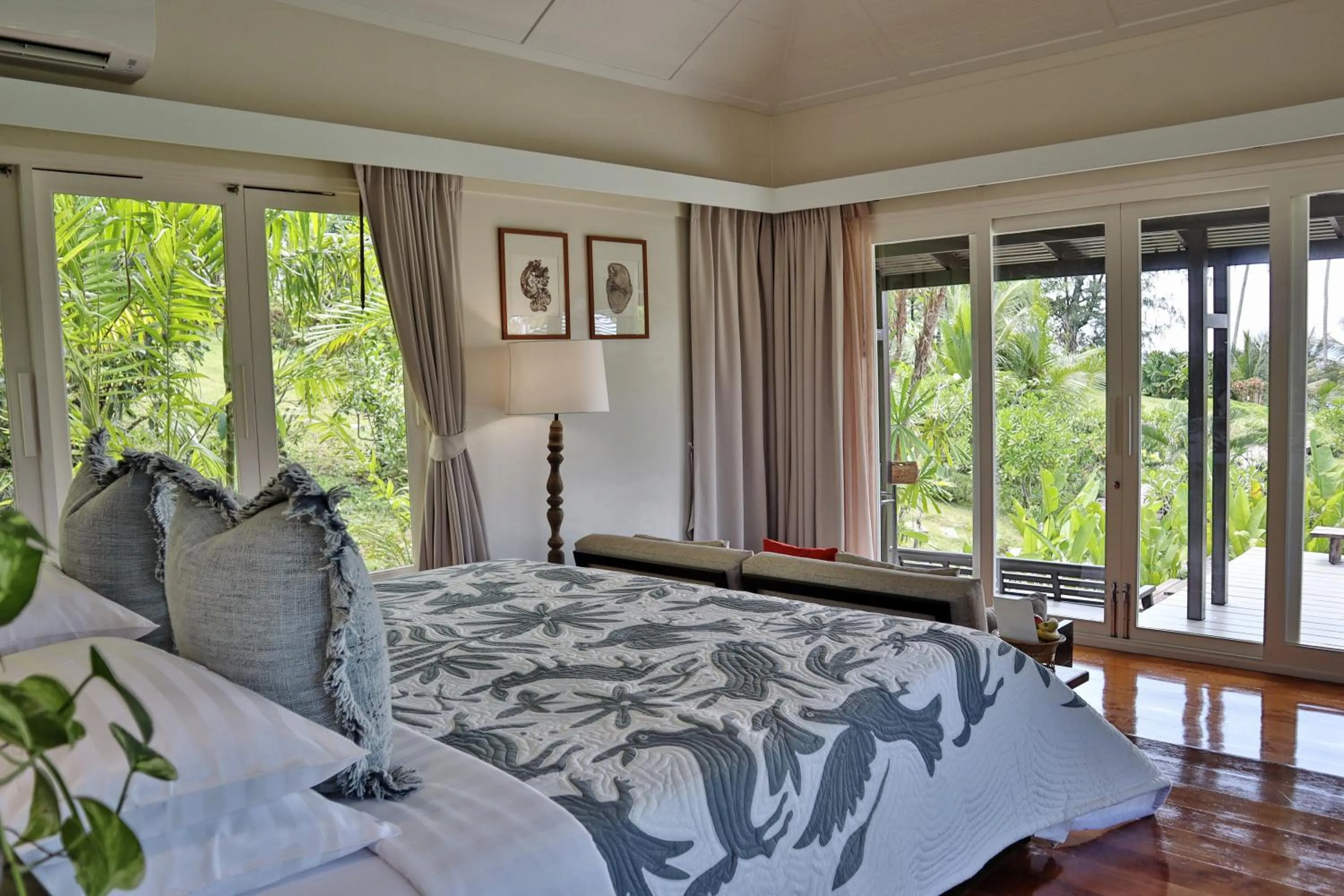 Bedroom, Bed in Shantaa Resort, Kohkood