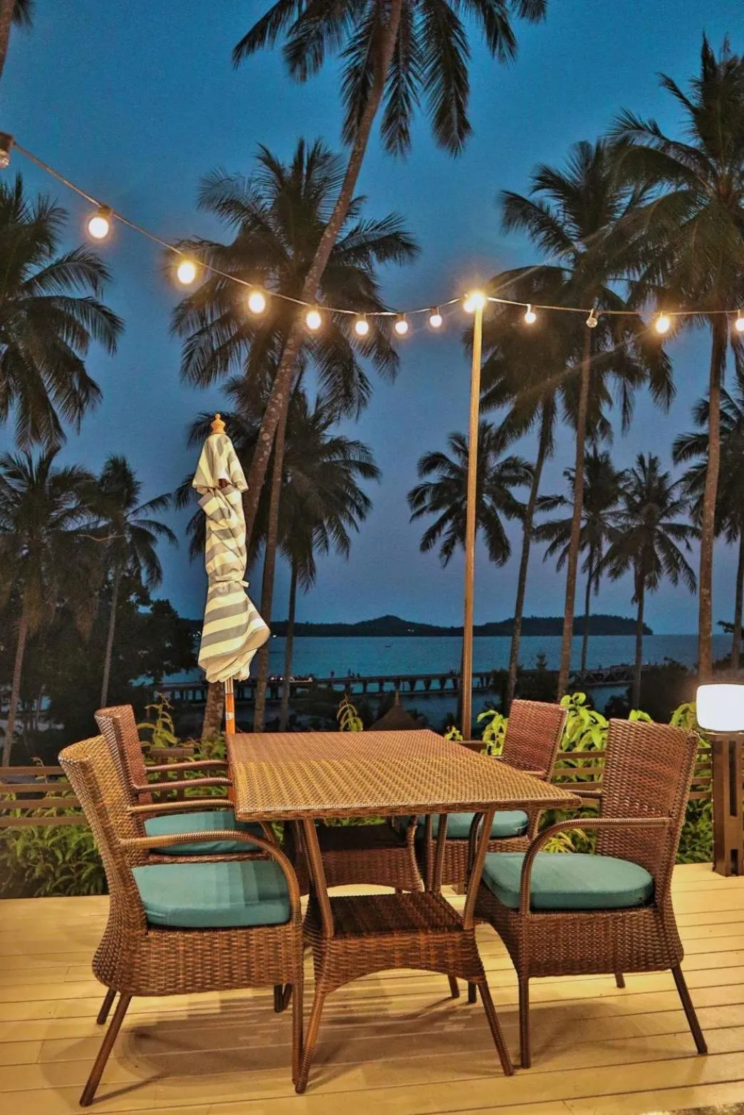 Restaurant/places to eat in Shantaa Resort, Kohkood