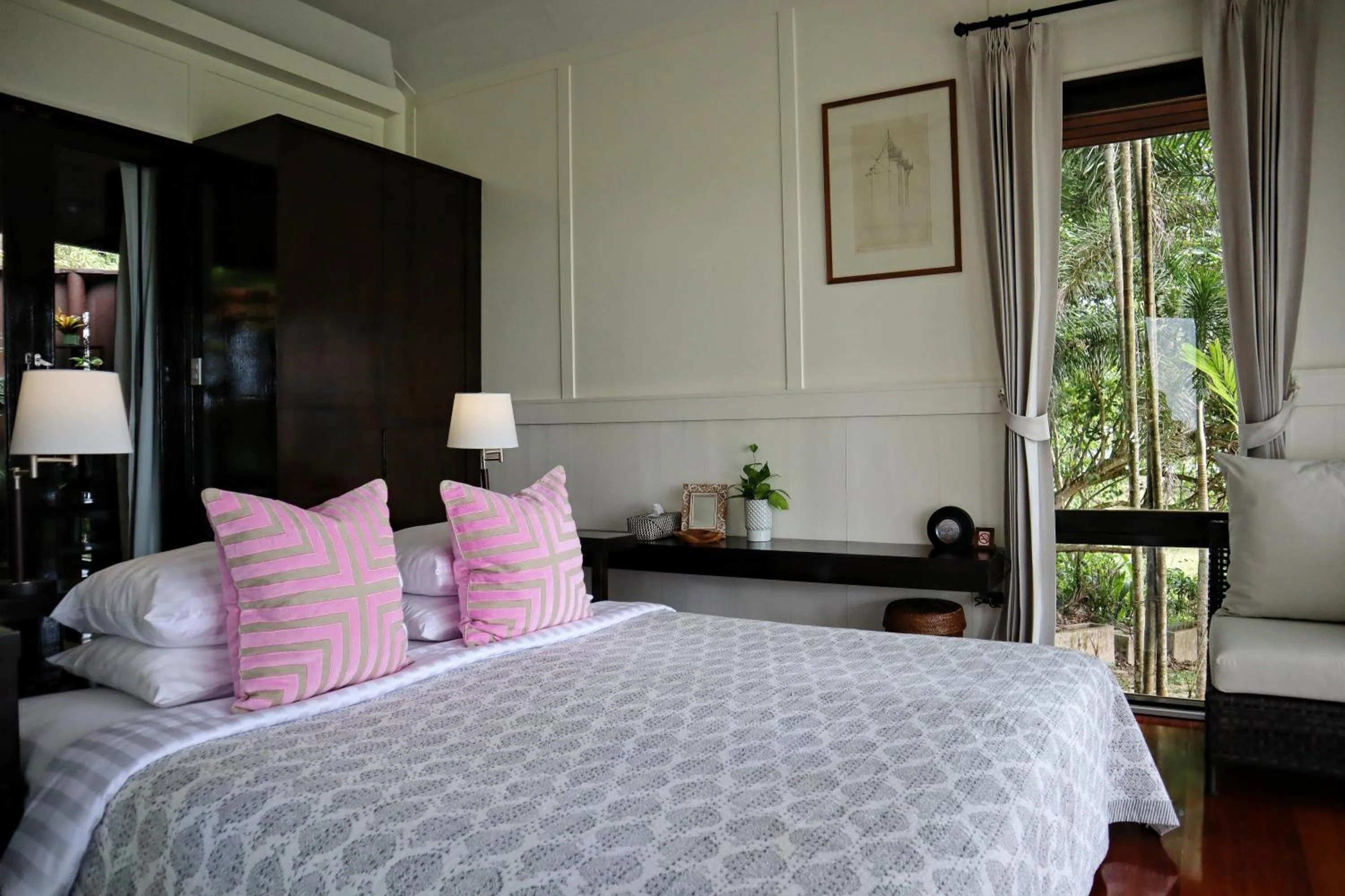 Bedroom, Bed in Shantaa Resort, Kohkood