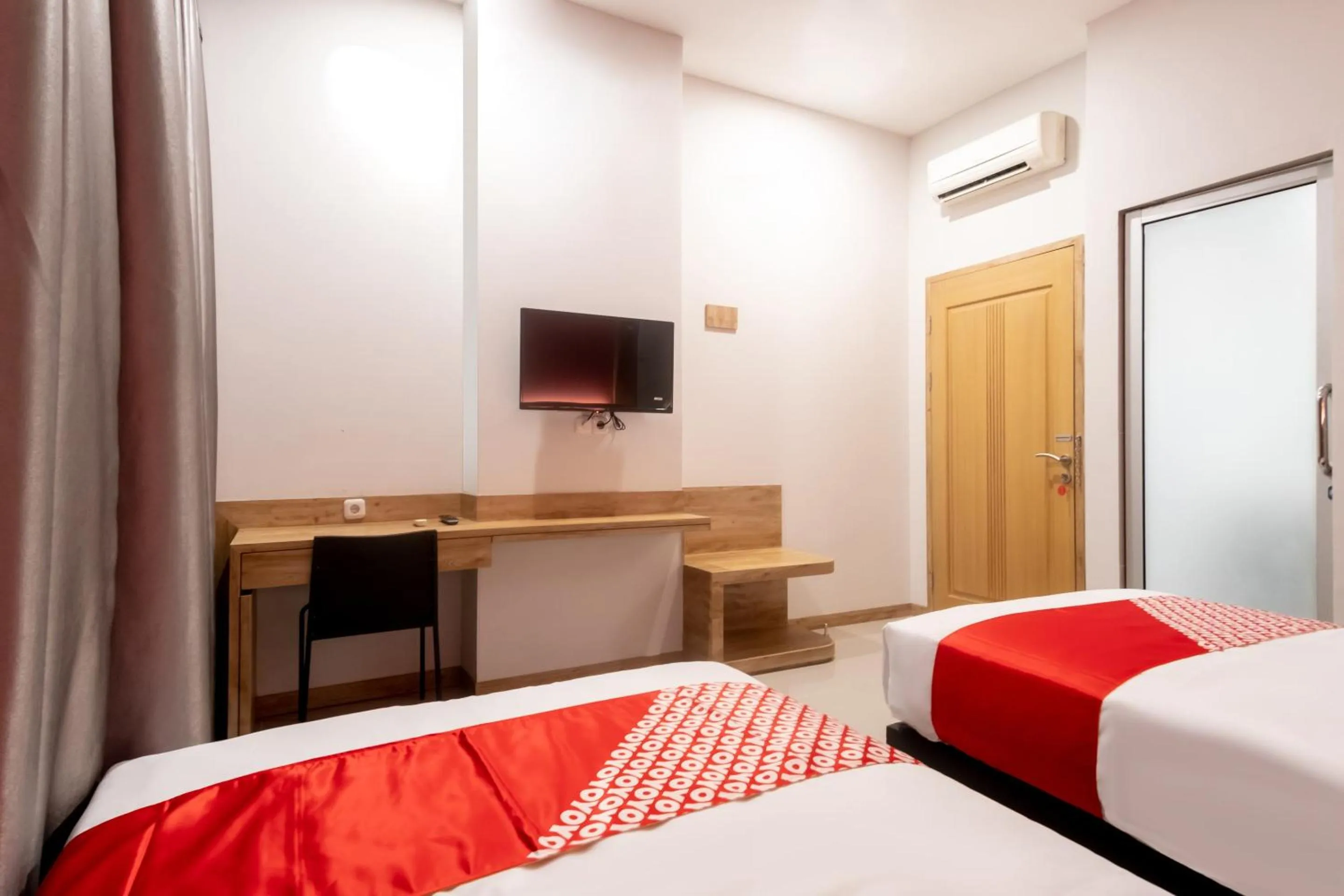 Bedroom, Bed in Hotel O Festive Inn