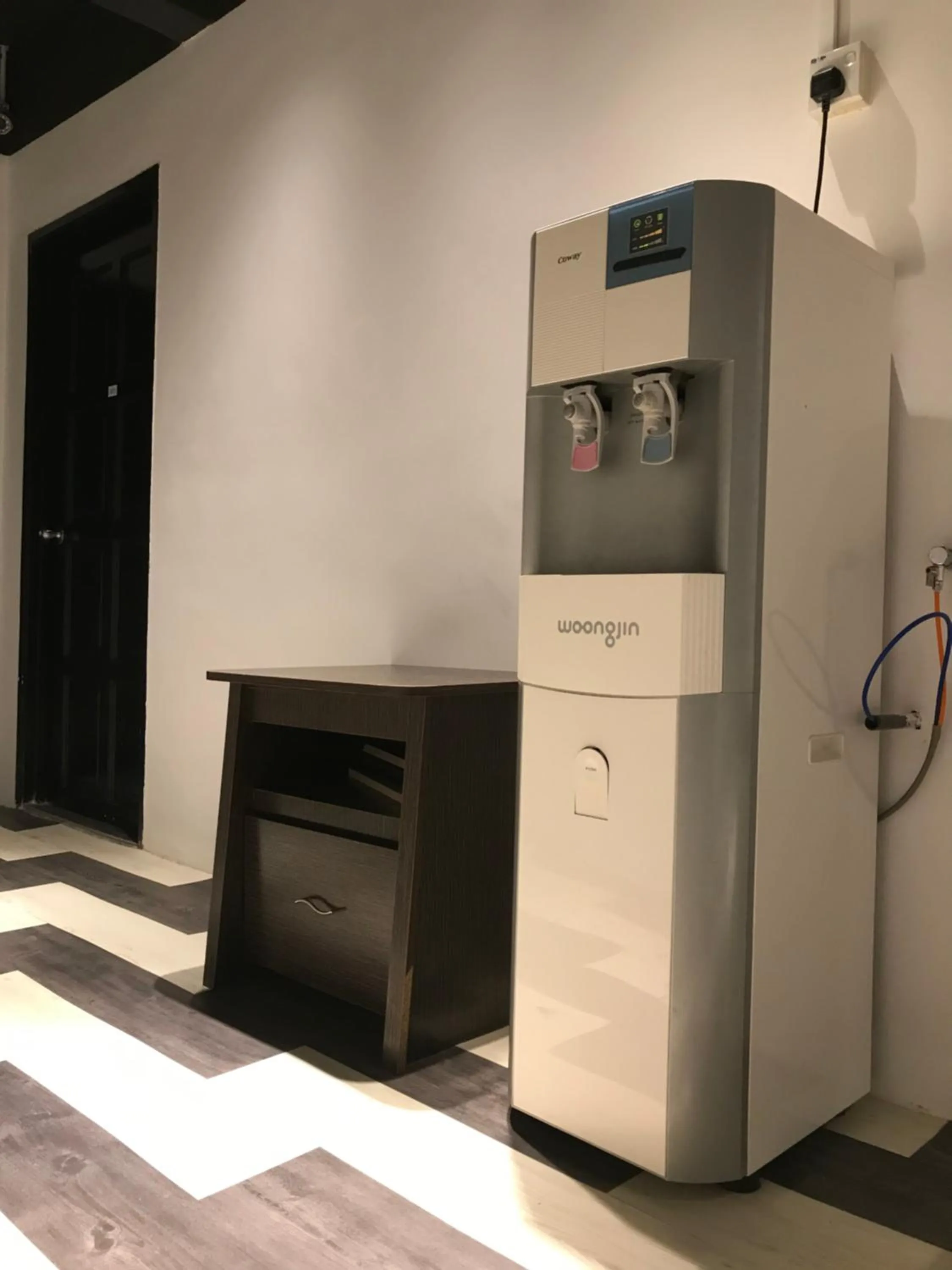 Kitchen or kitchenette in Kavy Boutique Hotel @ KBH