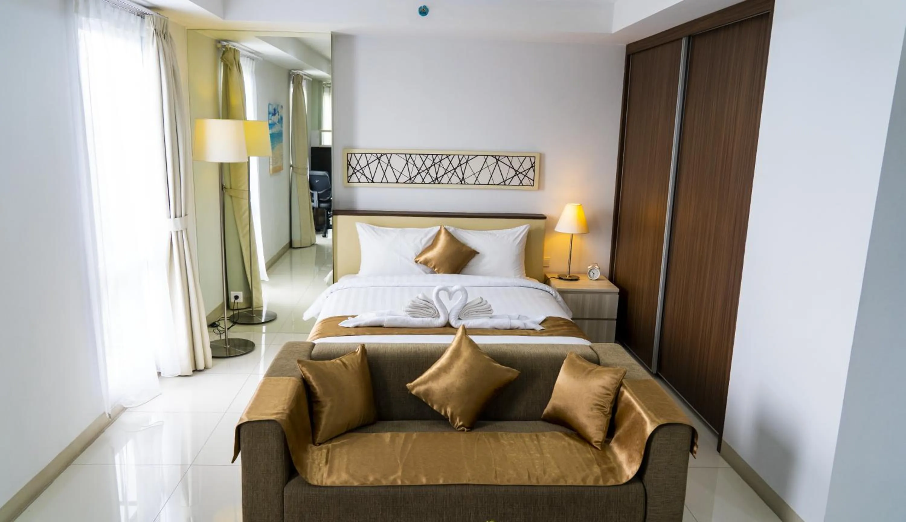 Bedroom, Bed in Azalea Suites Cikarang by Jayakarta Group