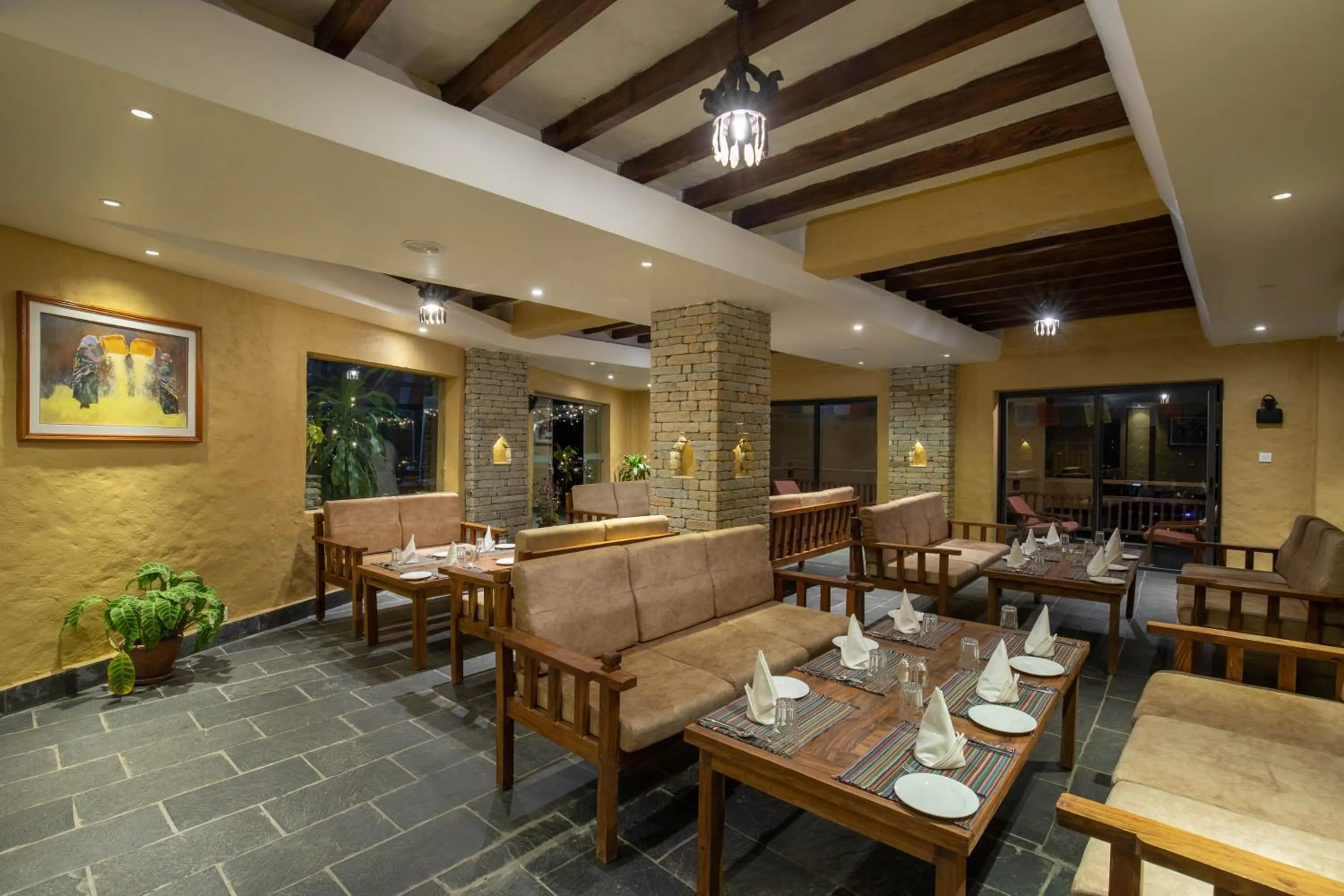 Restaurant/places to eat in Bar Peepal Resort
