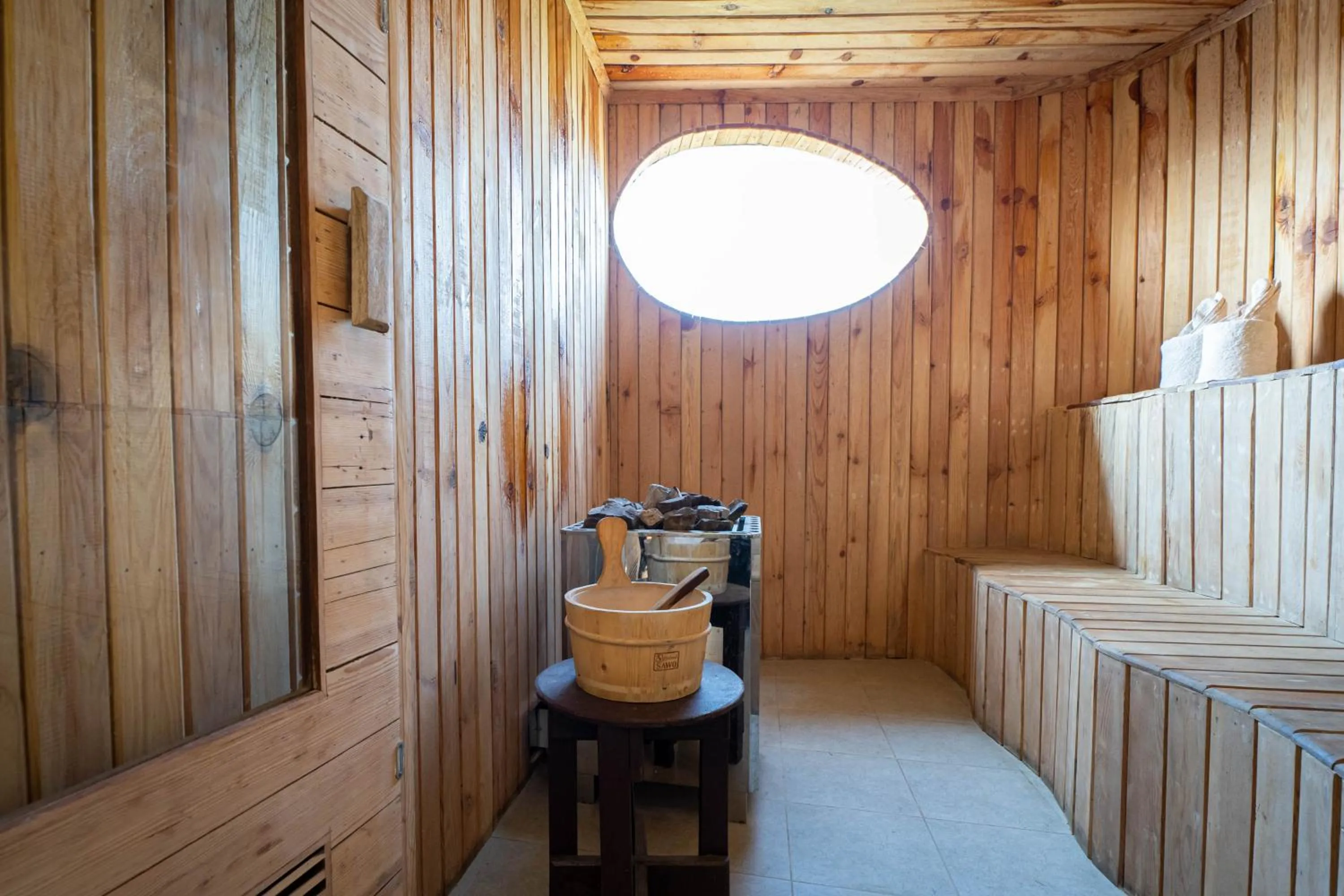 Sauna in Bar Peepal Resort