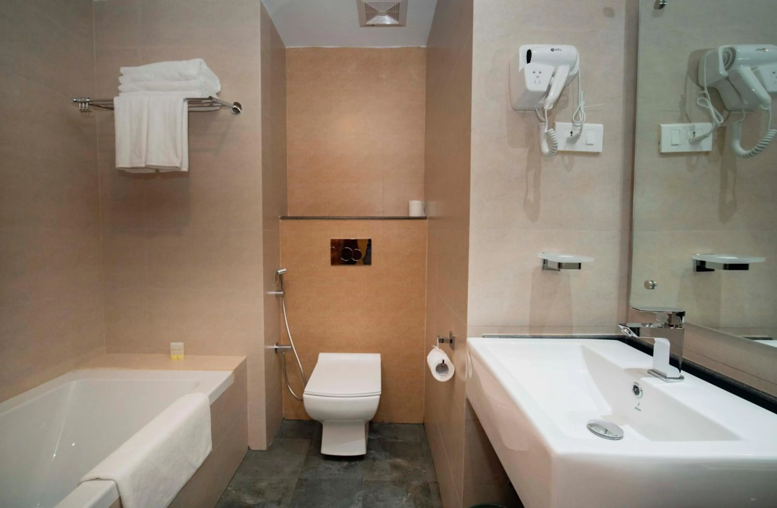 Bathroom in Bar Peepal Resort