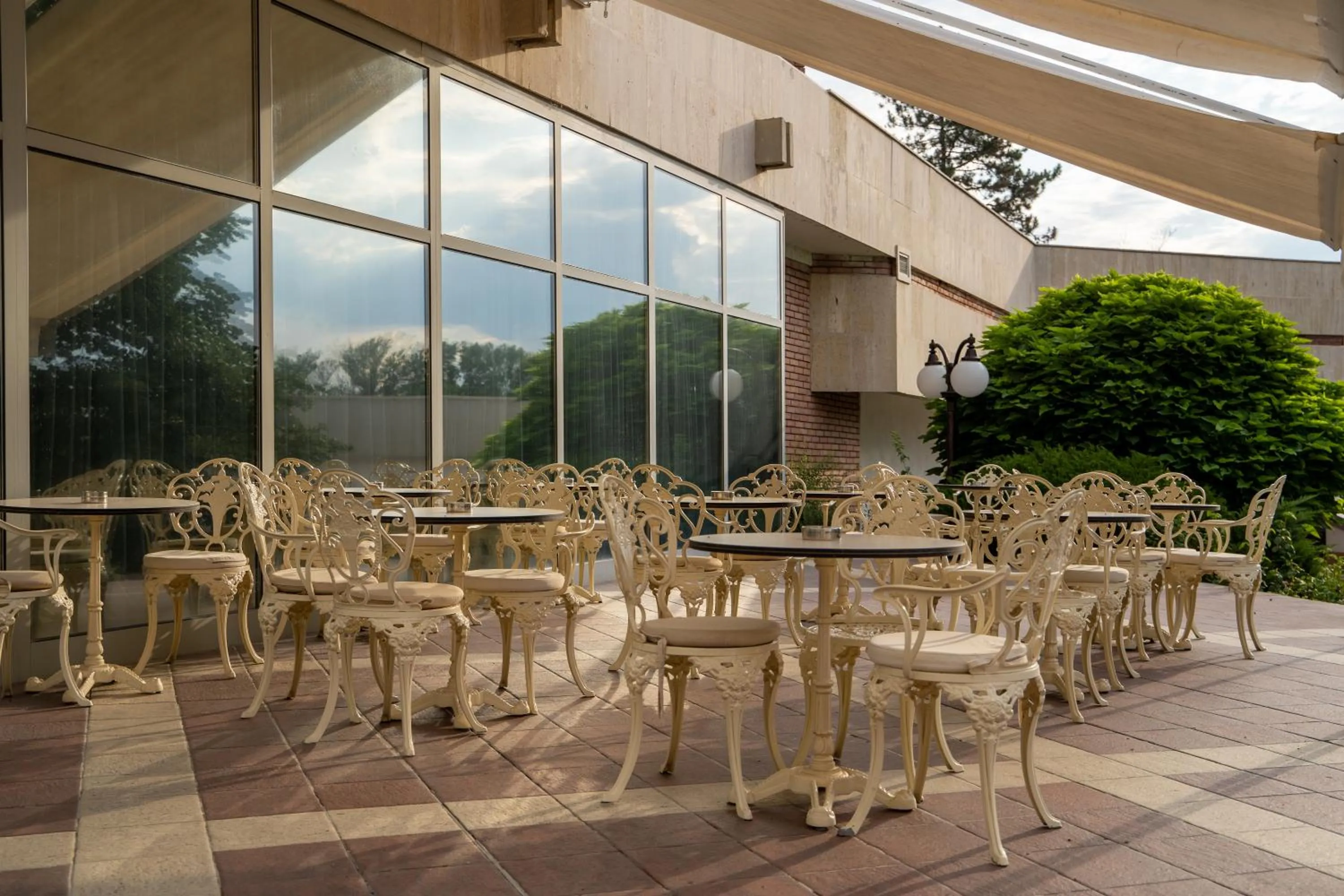 Lobby or reception in Hissar Spa Hotel