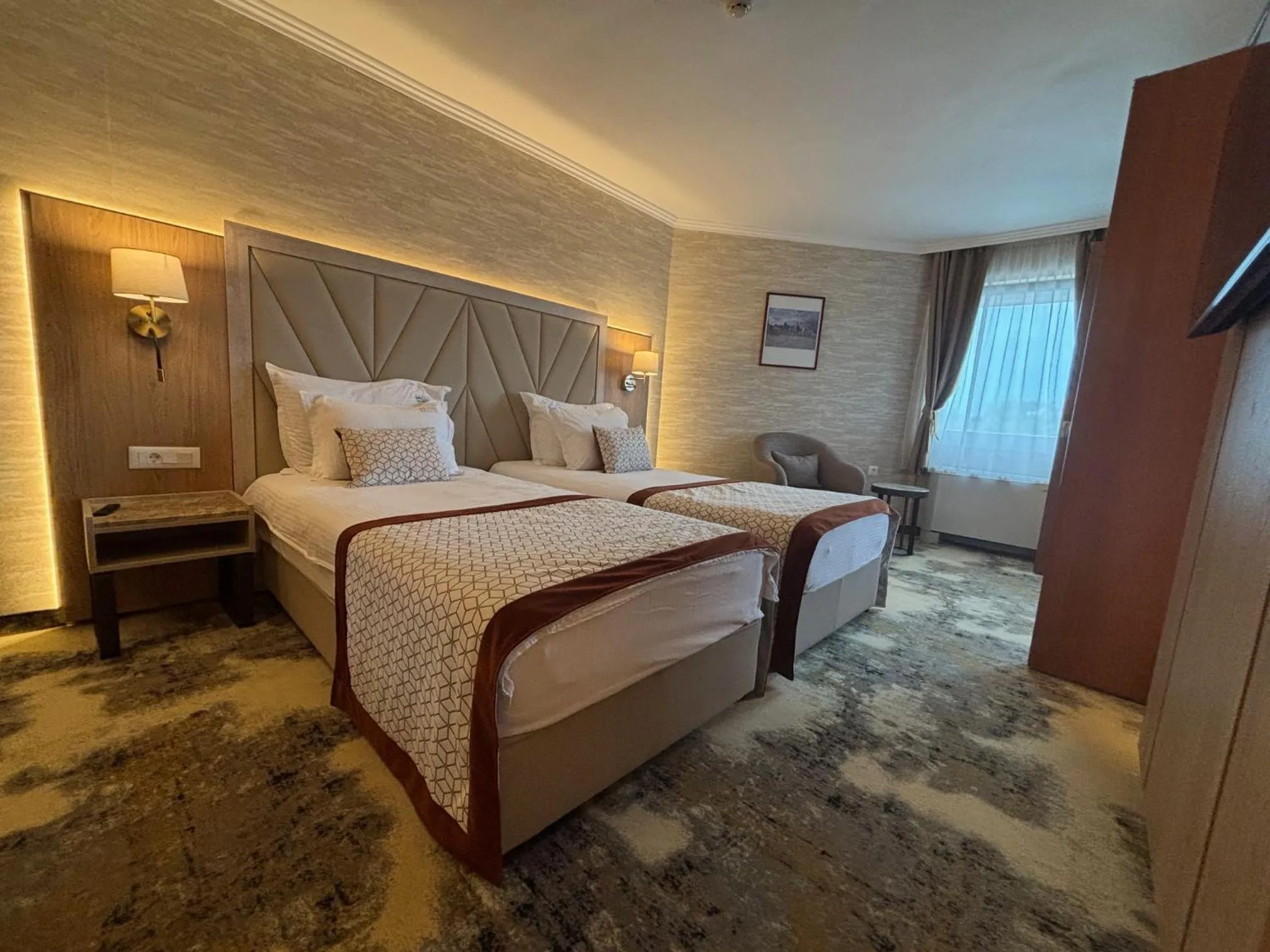 Bed in Hissar Spa Hotel