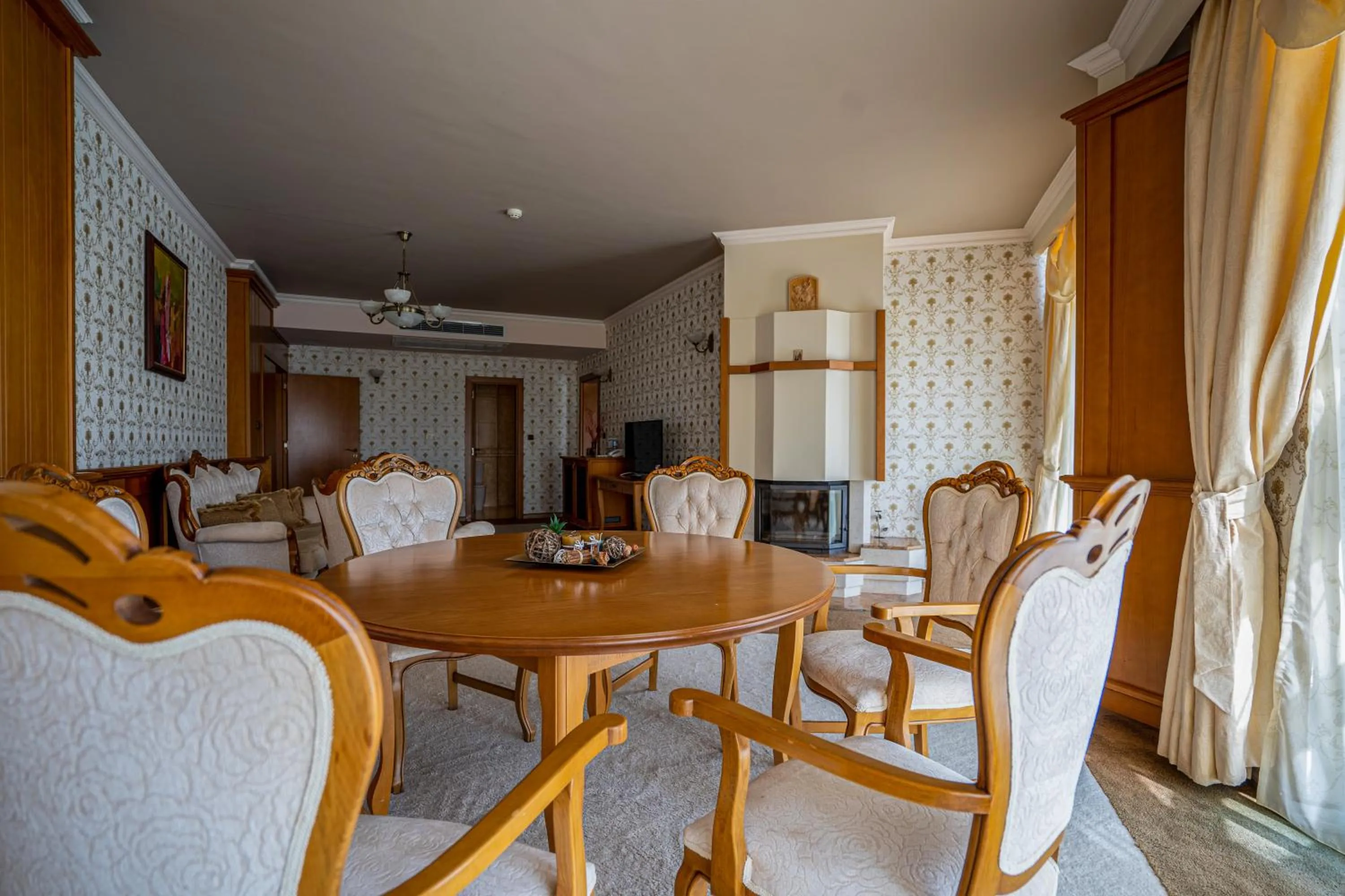 Kitchen or kitchenette in Hissar Spa Hotel