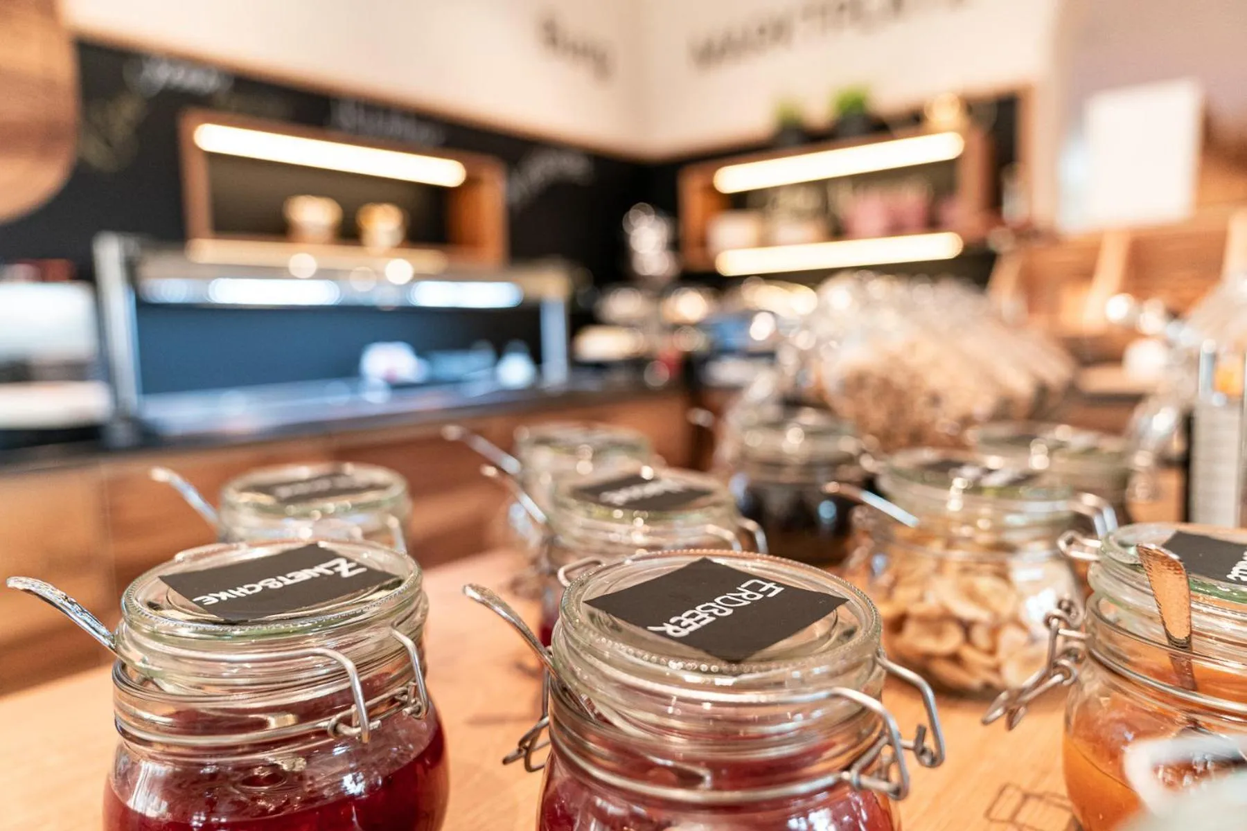 Breakfast in Burg1990