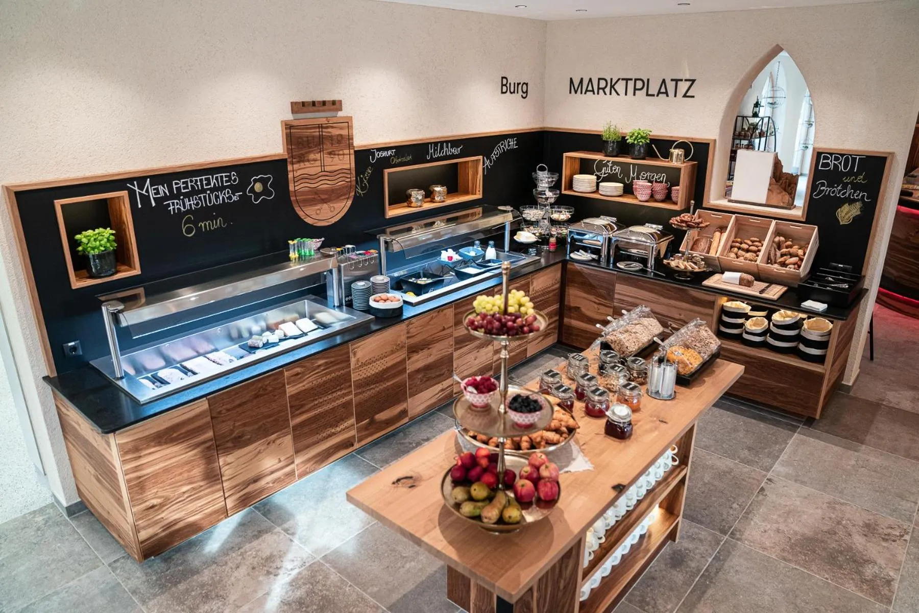 Breakfast in Burg1990