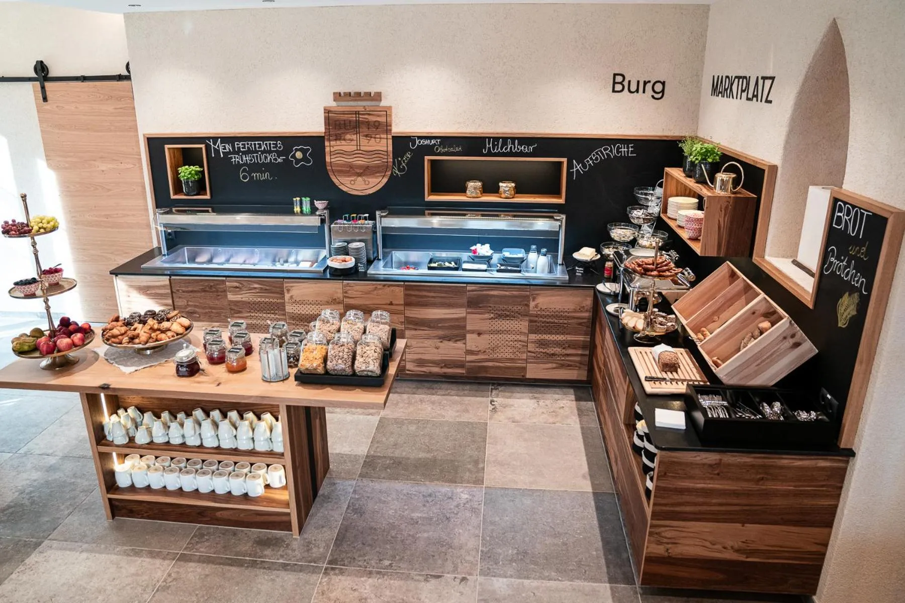 Breakfast in Burg1990