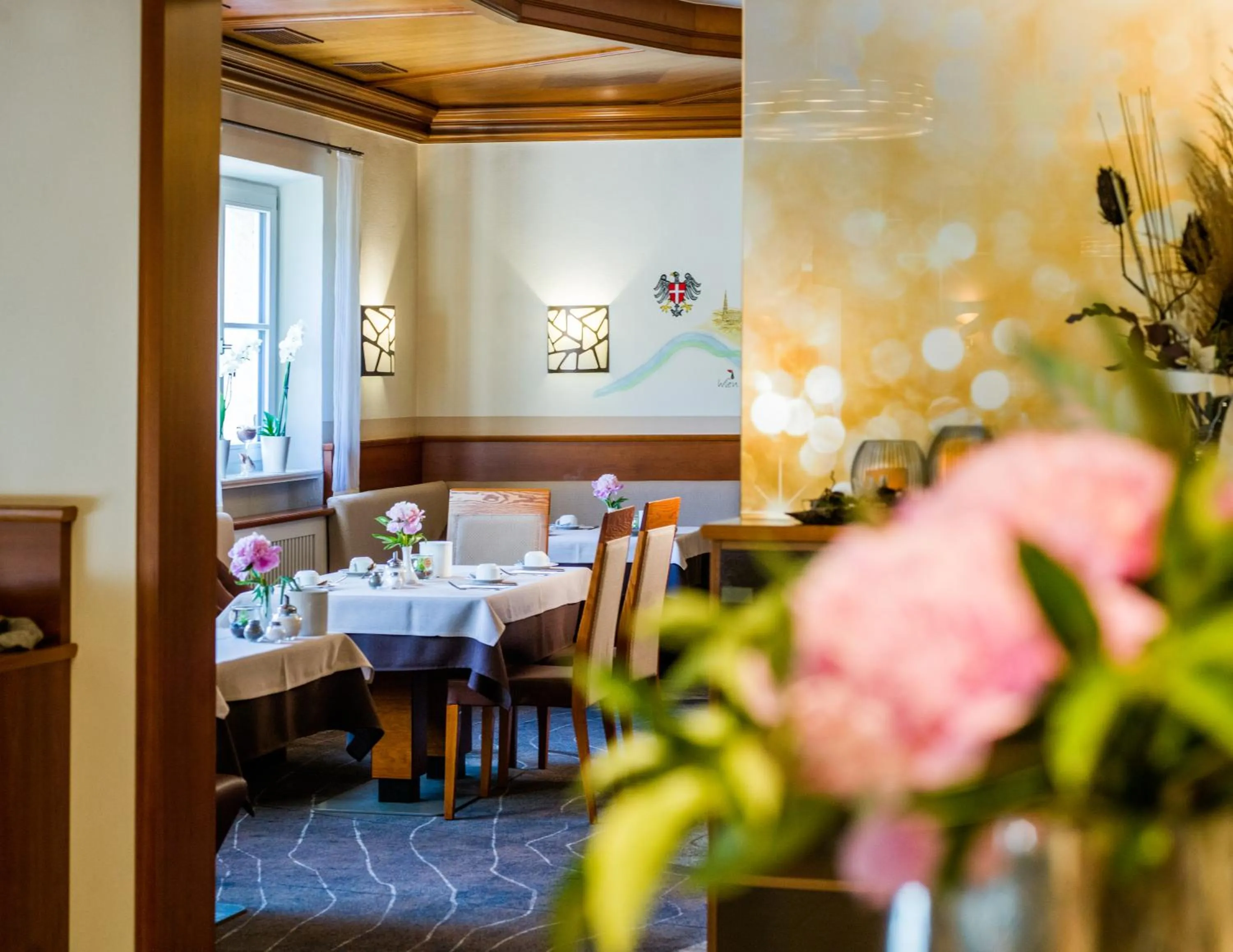 Lobby or reception in Hotel König