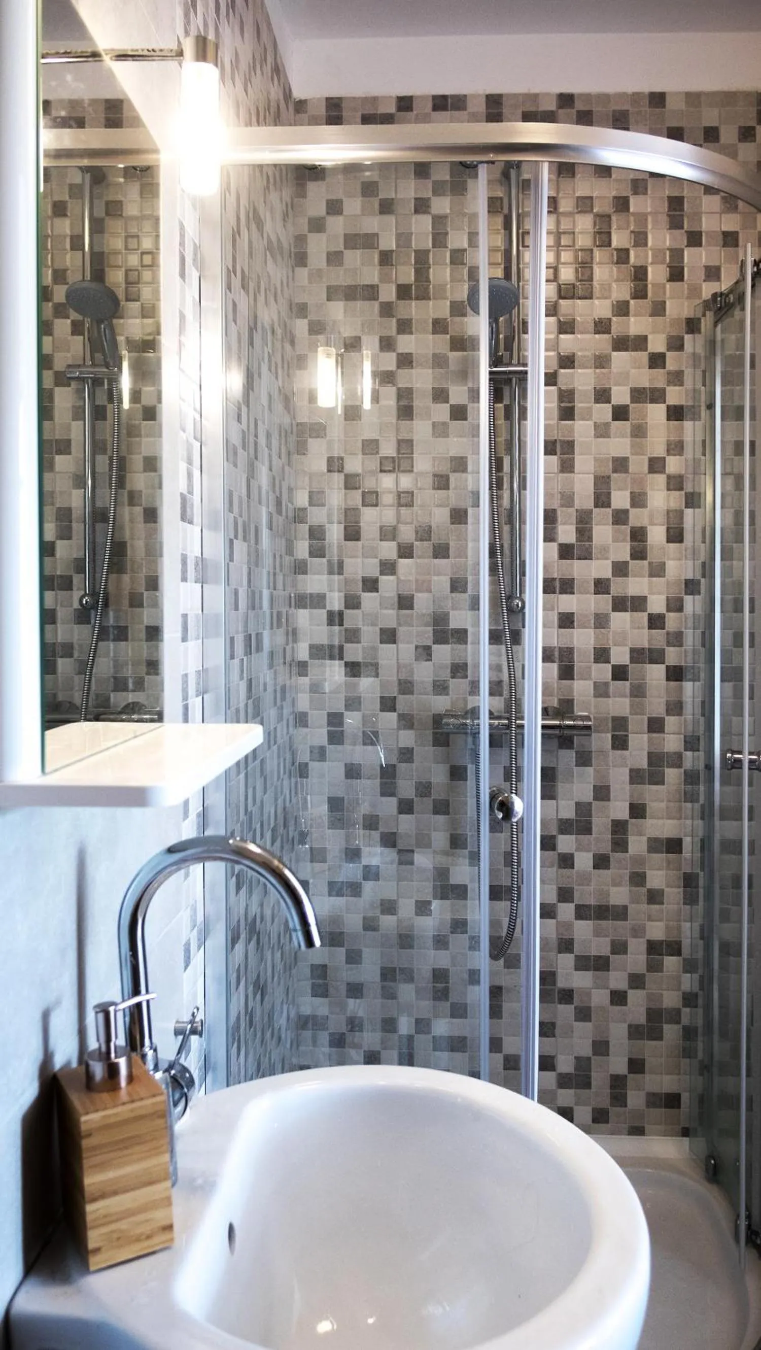 Decorative detail in Chateau Napareuli