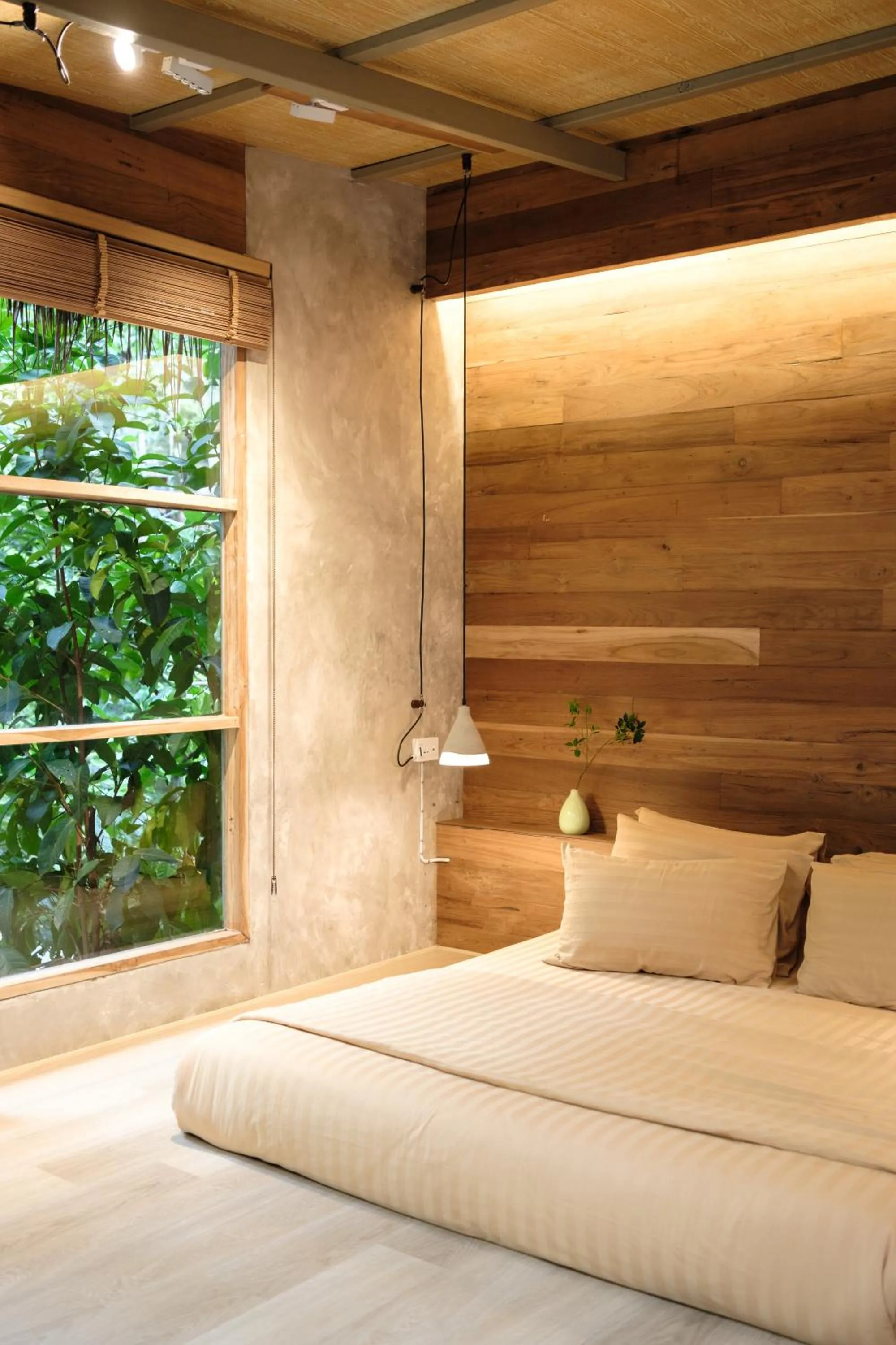 Bed in Woo Ma Ca Moo