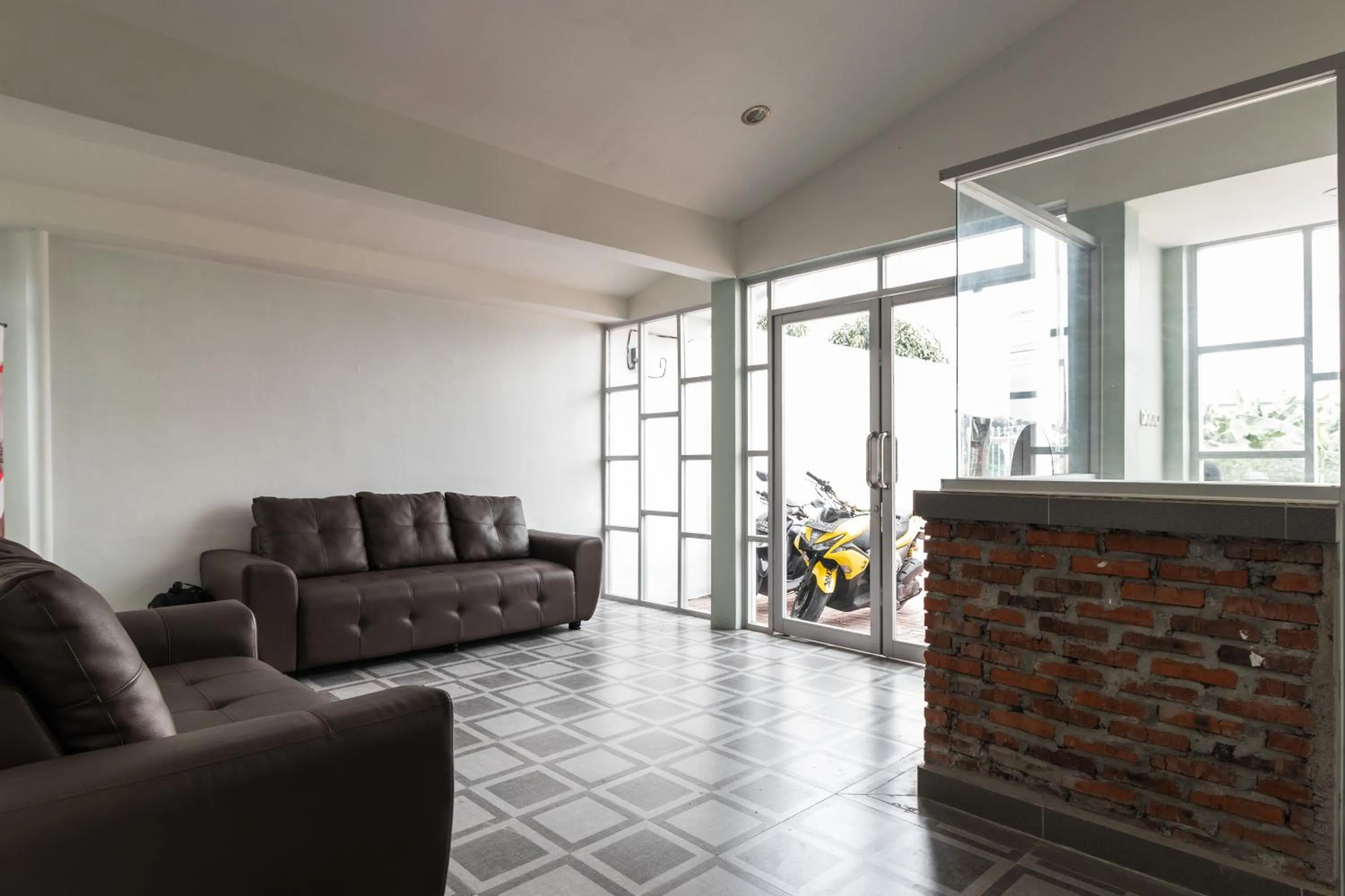 RedDoorz Plus near RS USU Medan 2