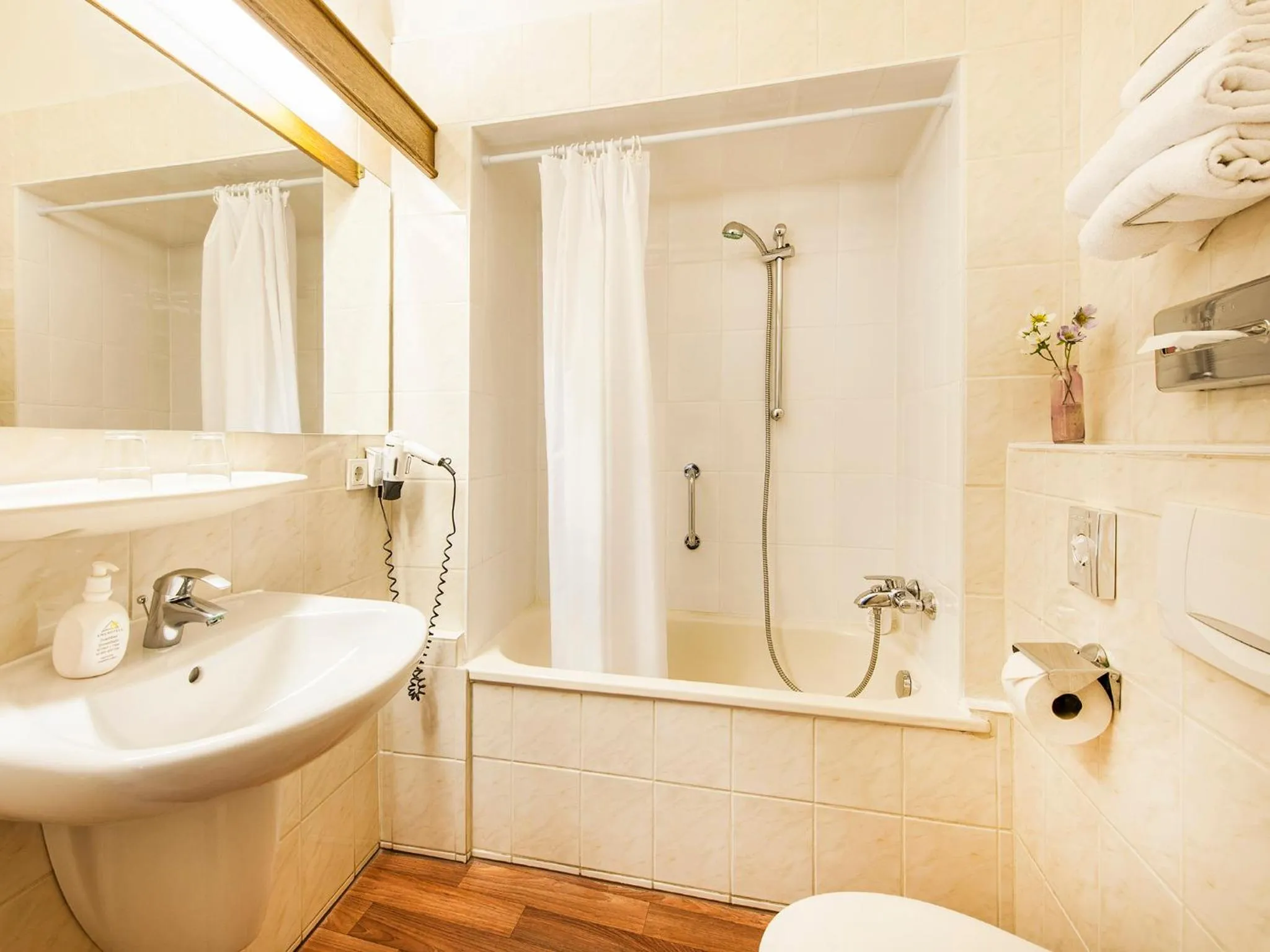 Bathroom in Hotel Jensen