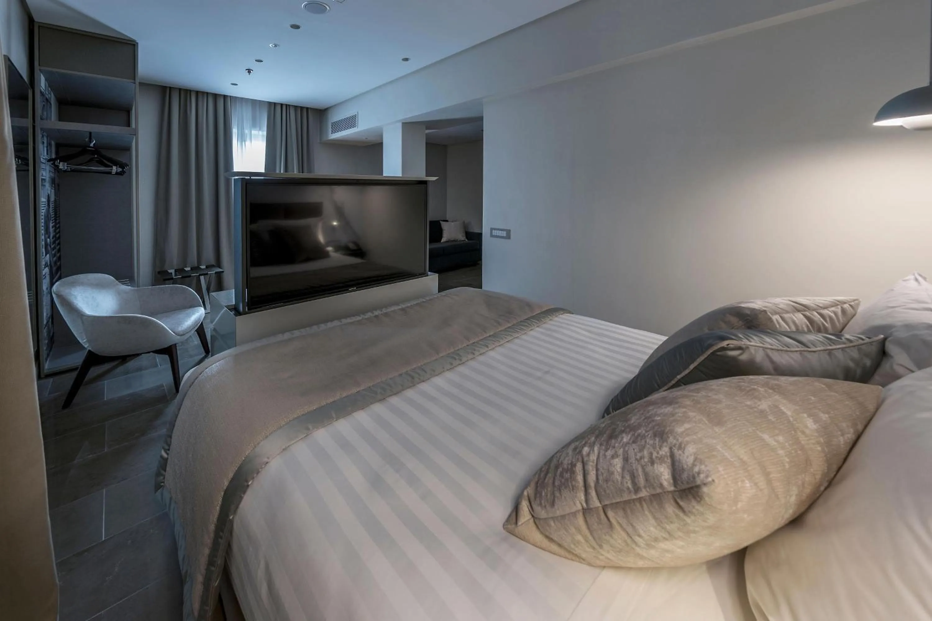 Bedroom, Bed in The Regency, Rome, a Tribute Portfolio Hotel