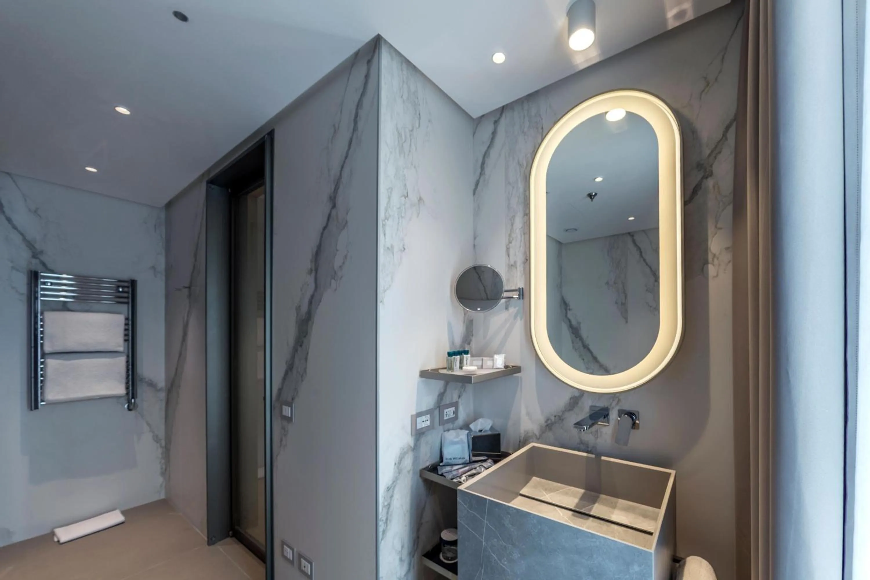 Bathroom in The Regency, Rome, a Tribute Portfolio Hotel