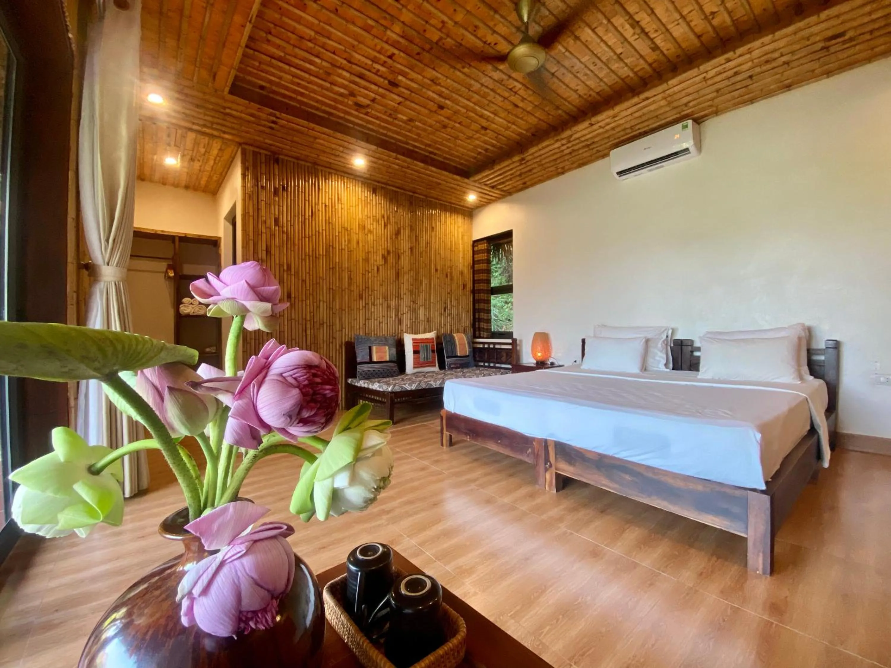 Bed in Mường Village Ninh Bình