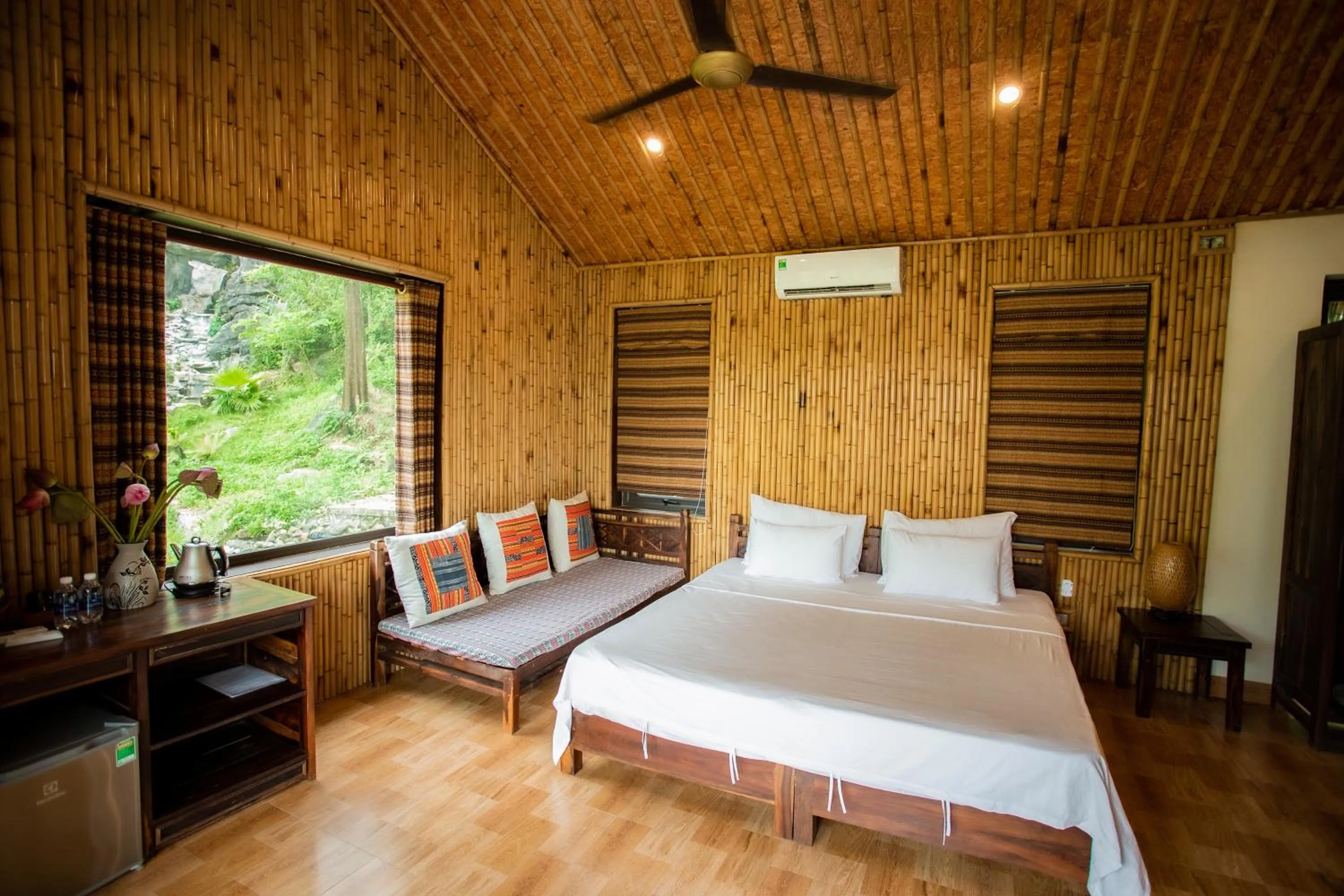 Bed in Mường Village Ninh Bình