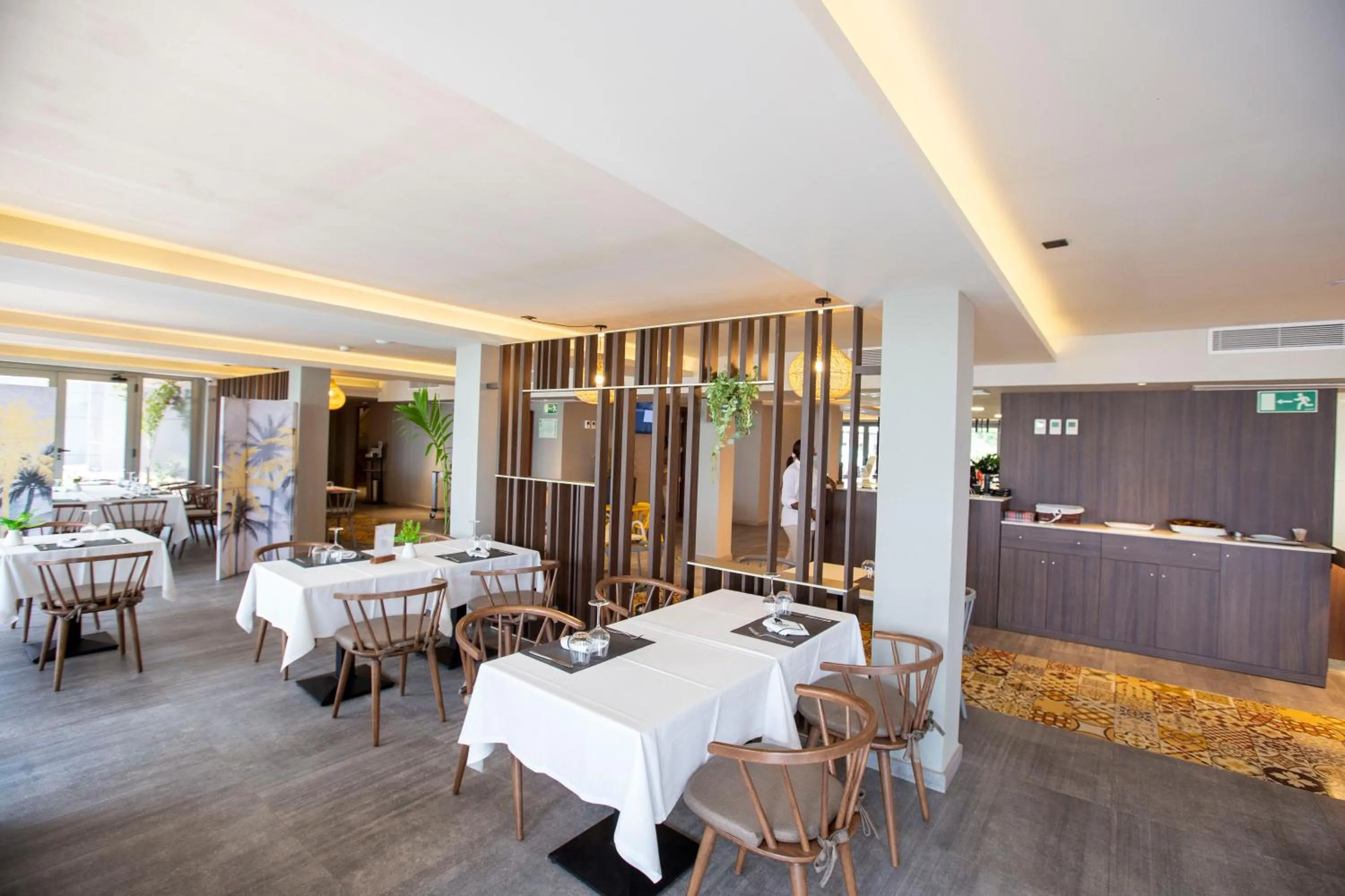 Restaurant/places to eat in Panafrica Hotel Boutique & Spa