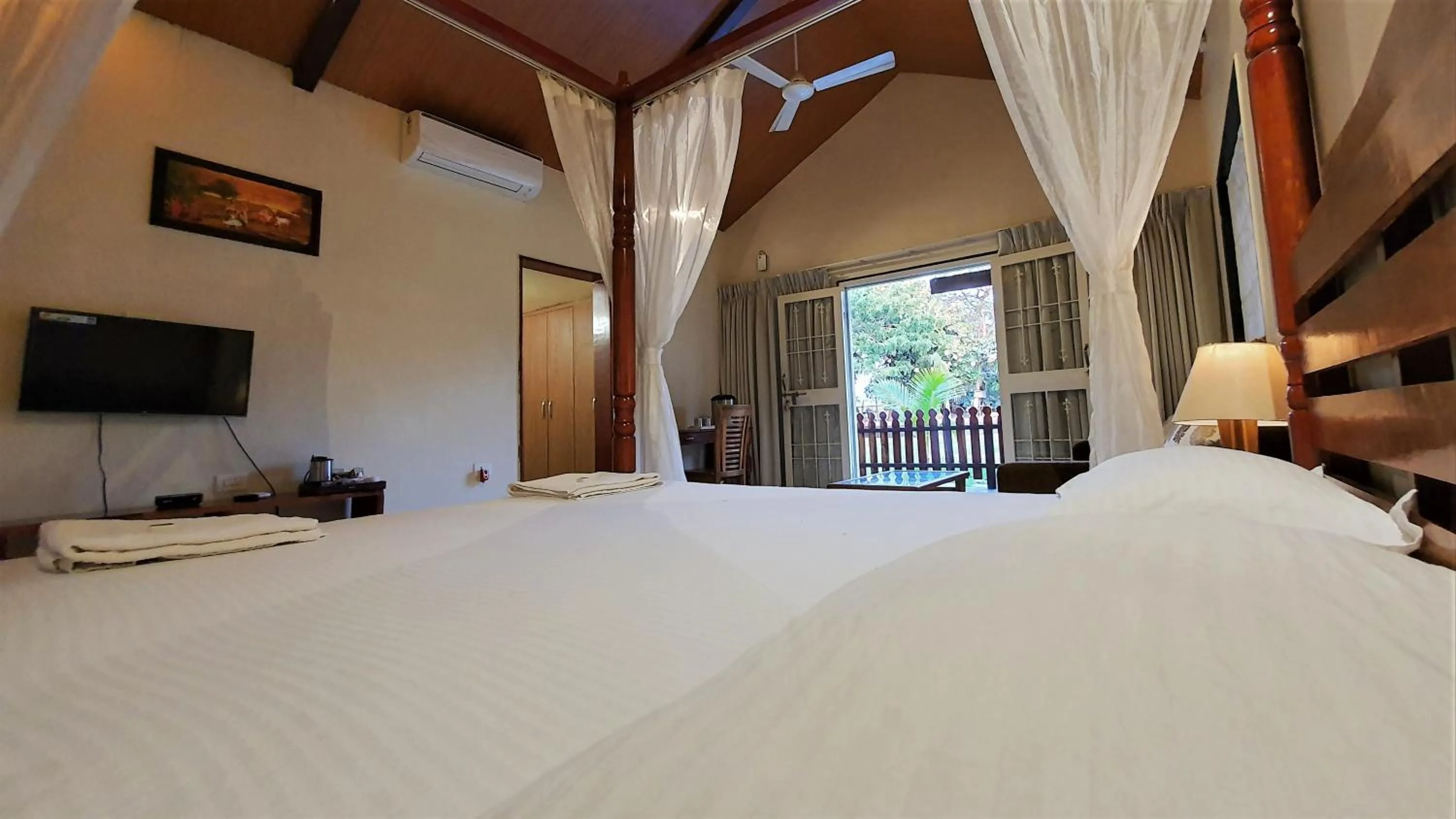 Bedroom, Bed in Aranyagiri Countryside Resort, Near Pune