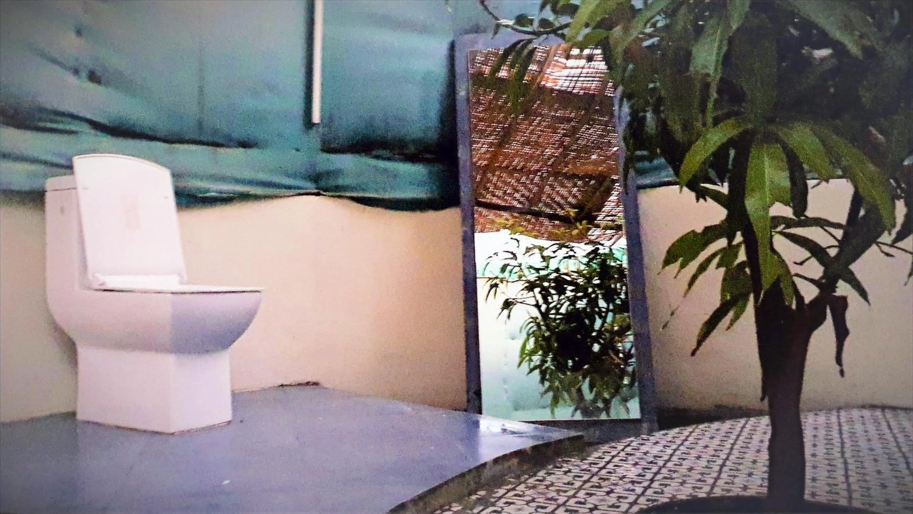 Toilet in Aranyagiri Countryside Resort, Near Pune