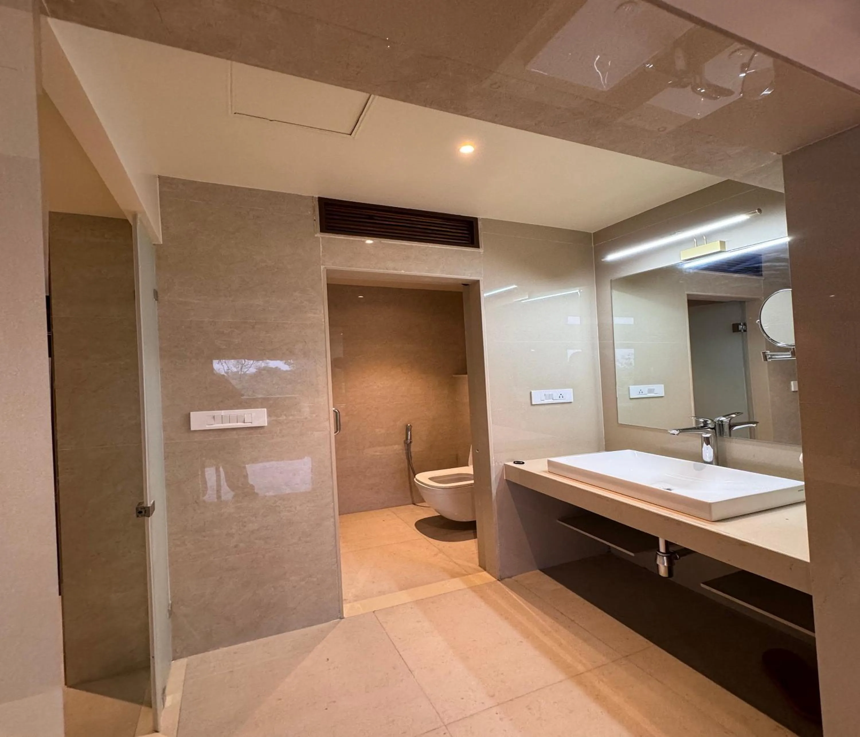 Bathroom in Aranyagiri Countryside Resort, Near Pune