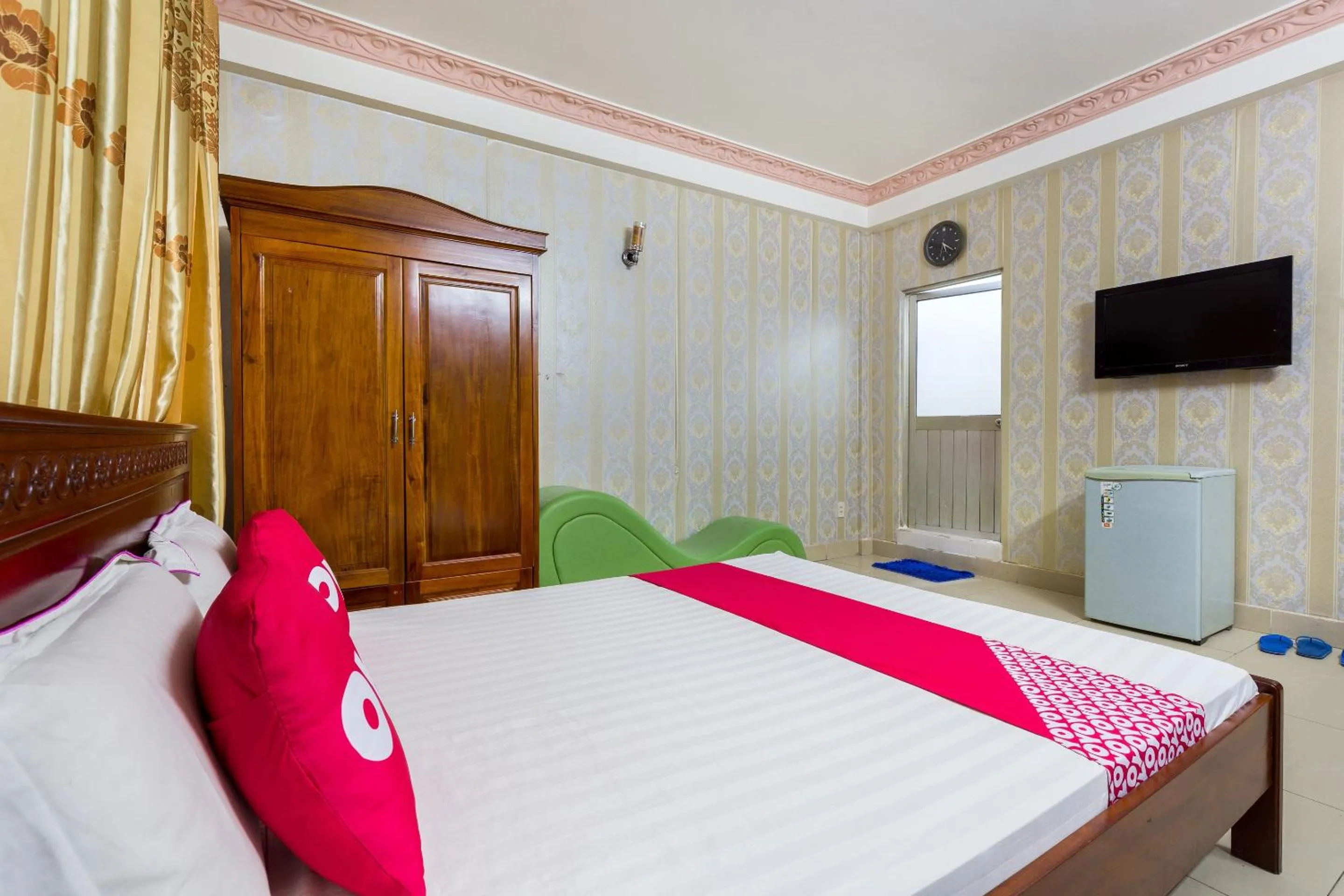 Bedroom in Van Anh Hotel