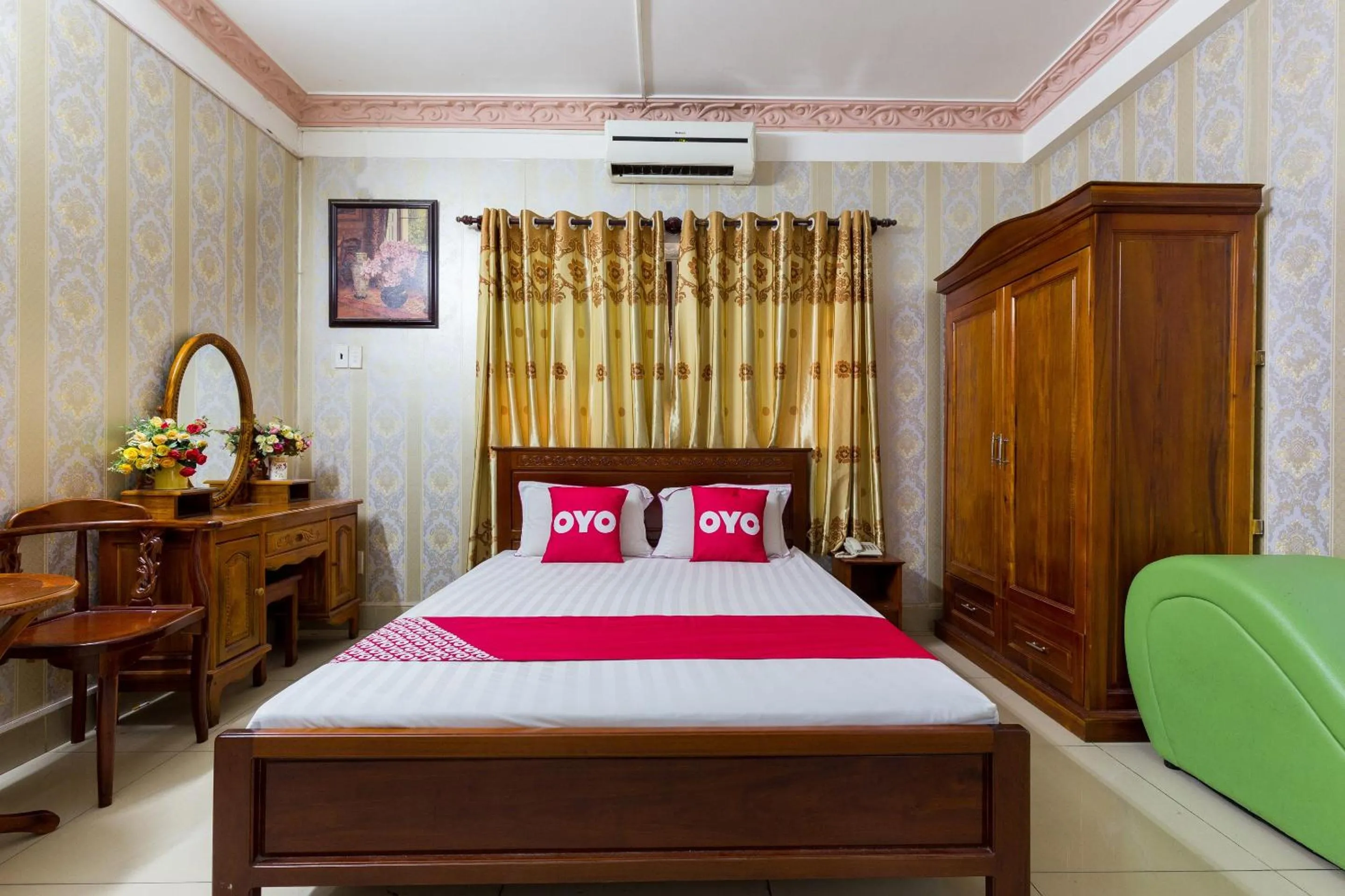 Bedroom in Van Anh Hotel