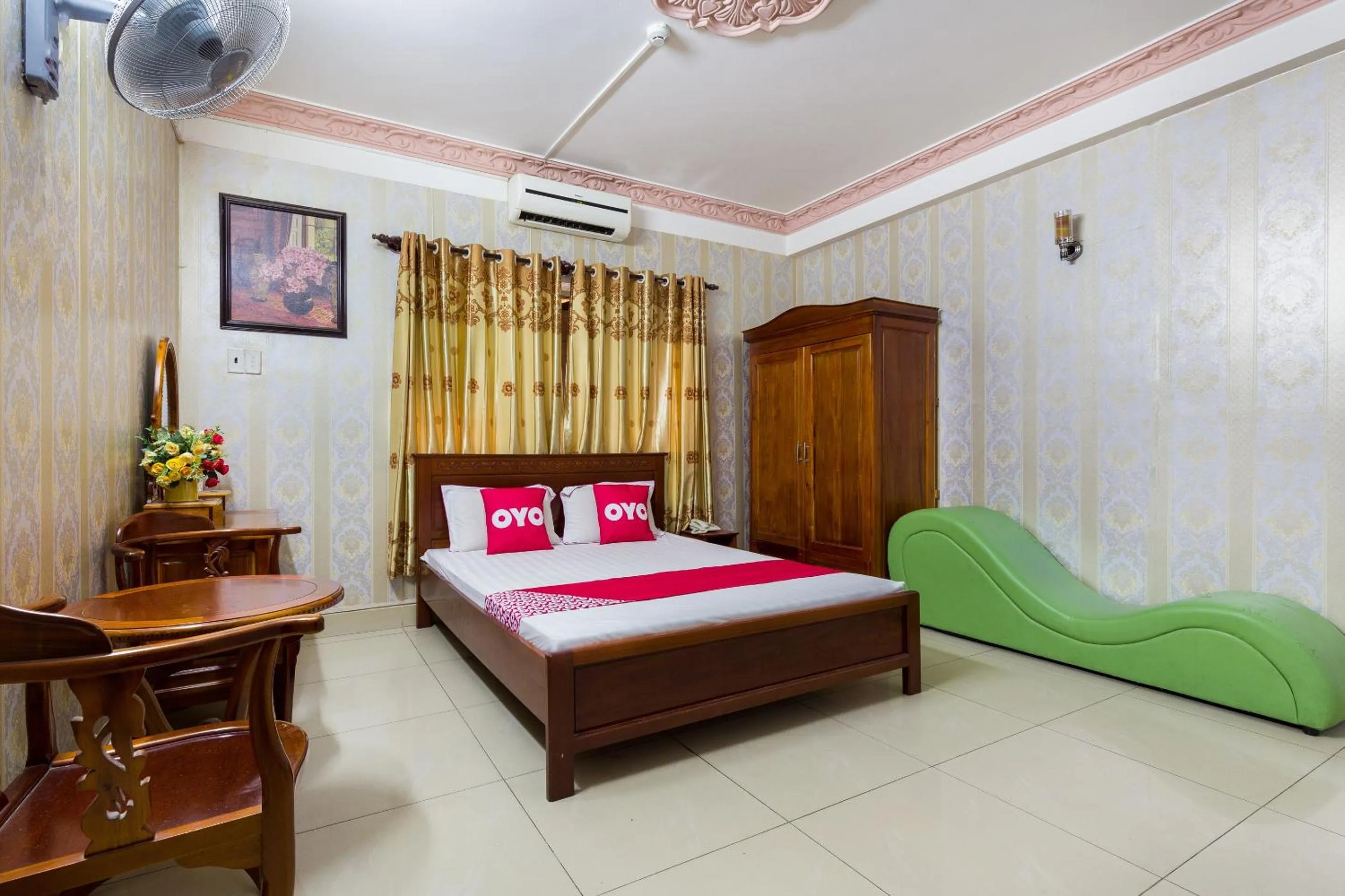 Bedroom in Van Anh Hotel