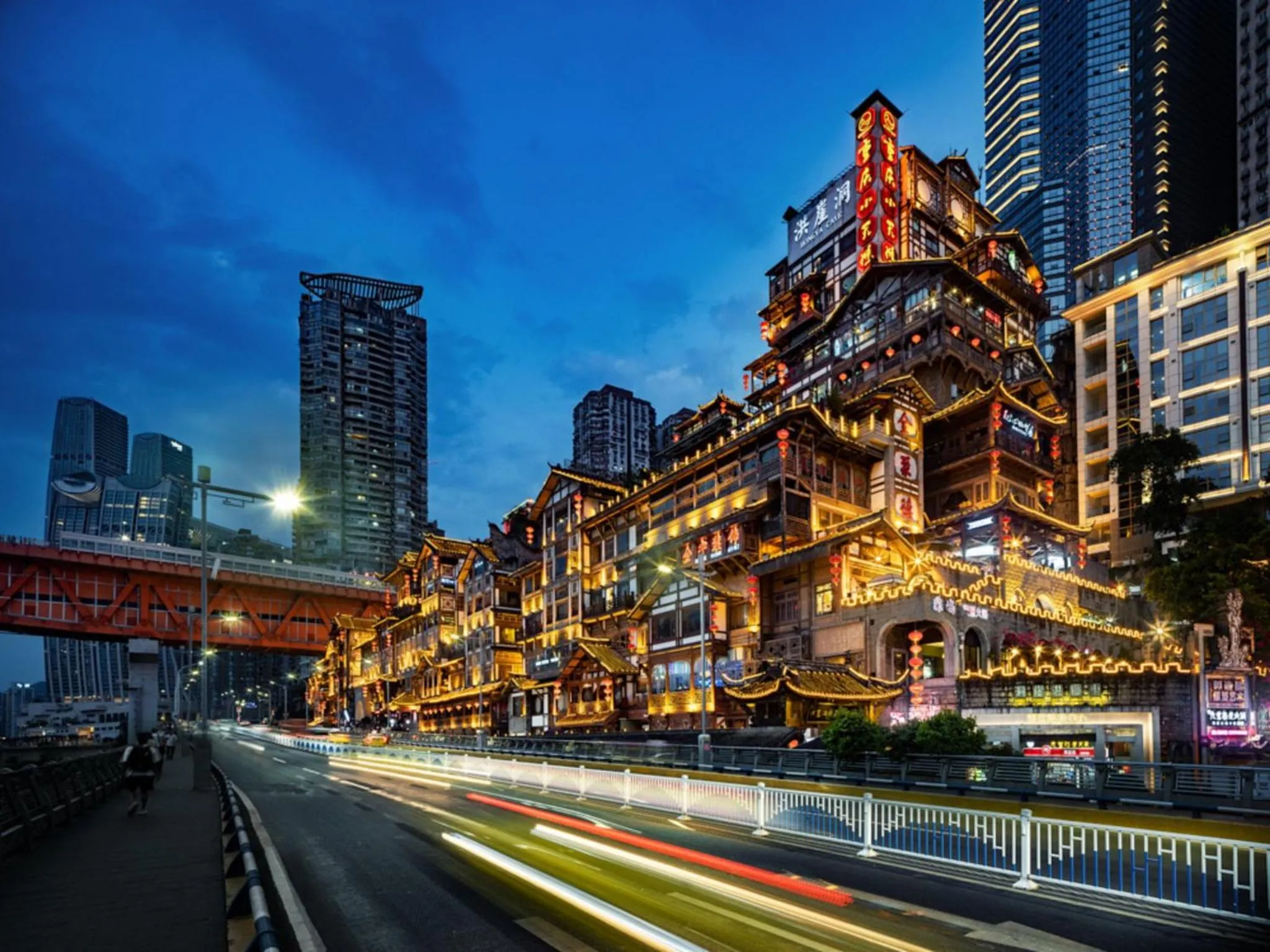 Area and facilities in InterContinental Chongqing Raffles City by IHG