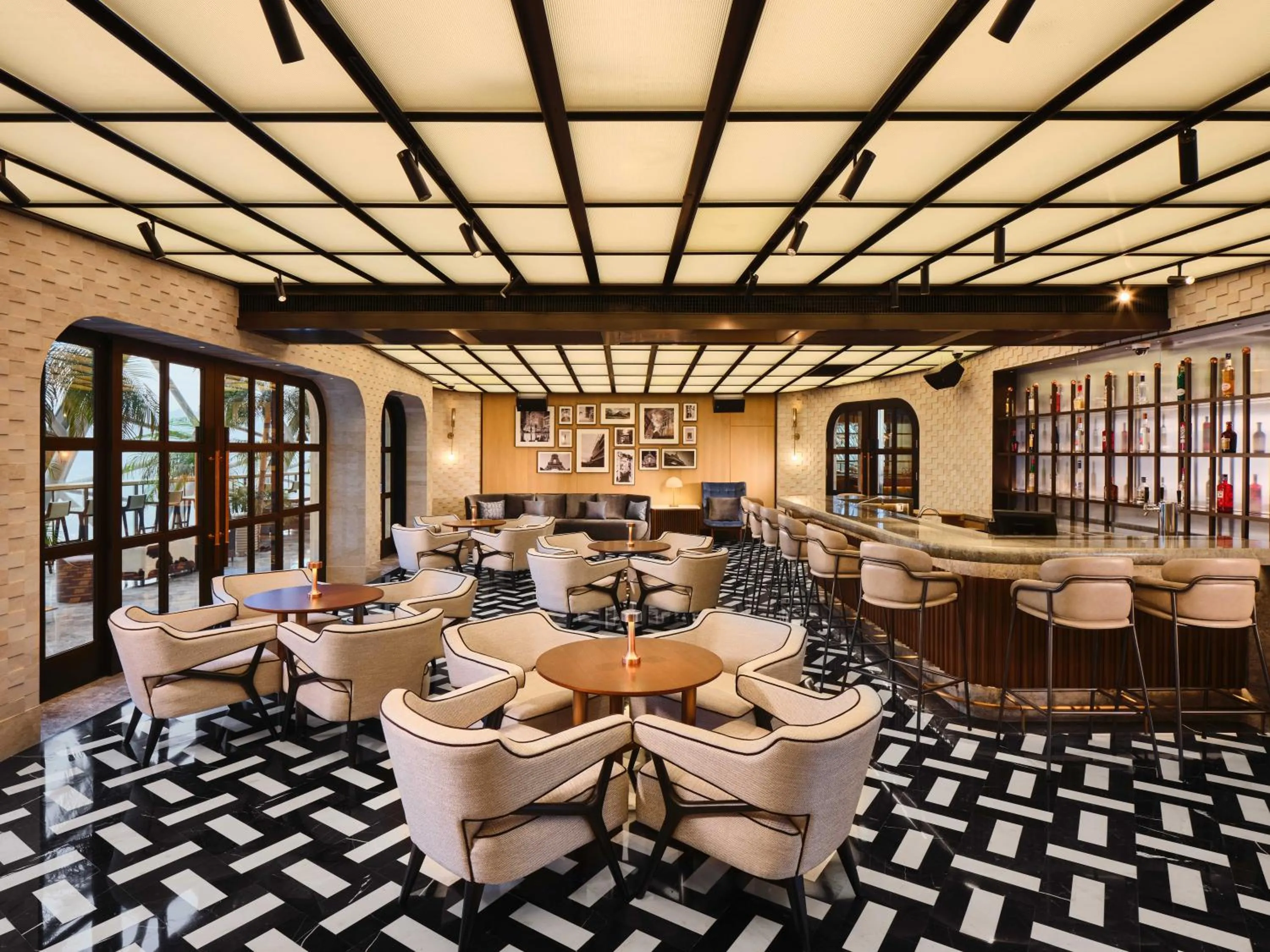 Restaurant/places to eat in InterContinental Chongqing Raffles City by IHG