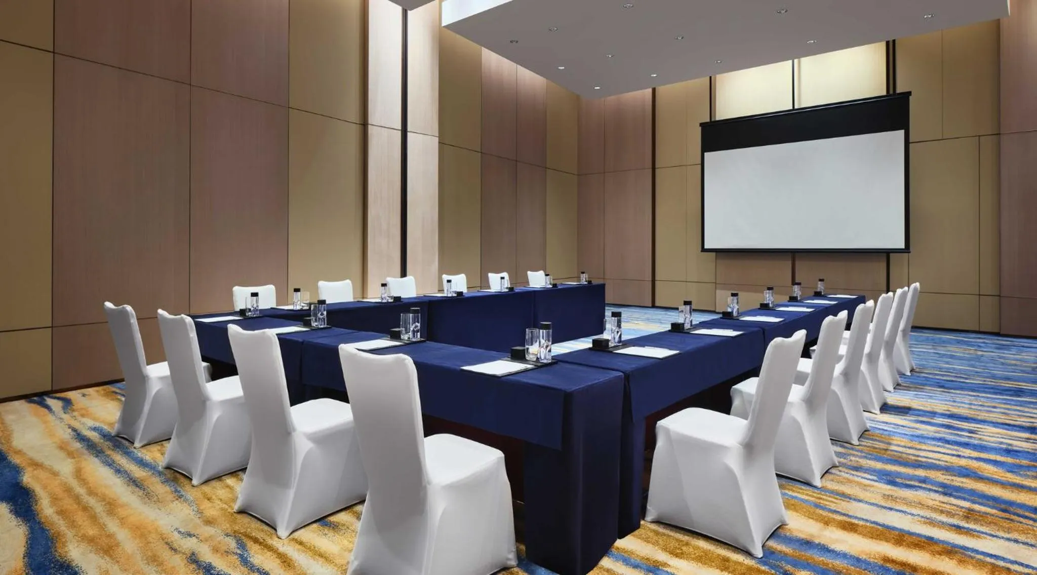 Meeting/conference room in InterContinental Chongqing Raffles City by IHG