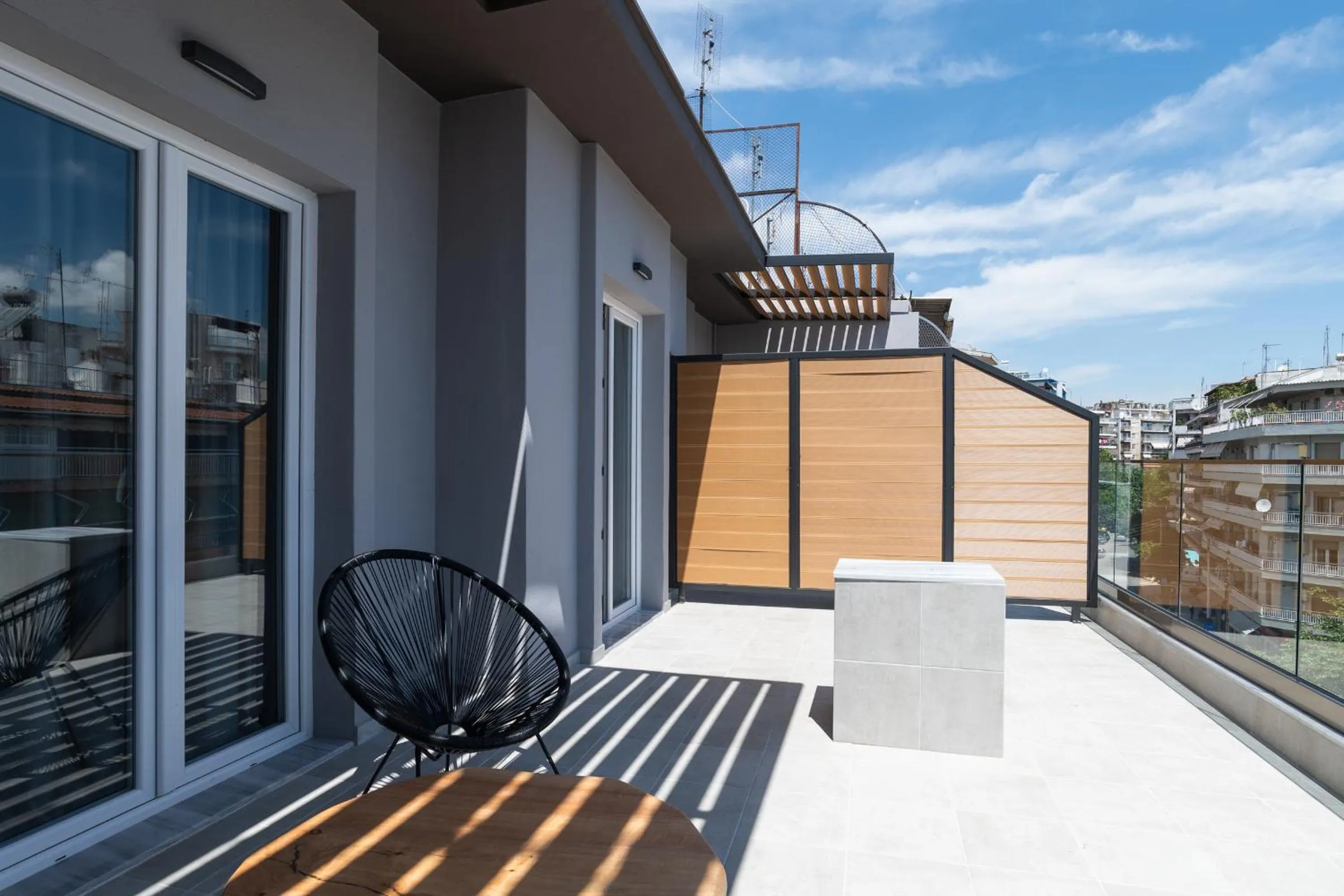 Balcony/Terrace in White 9