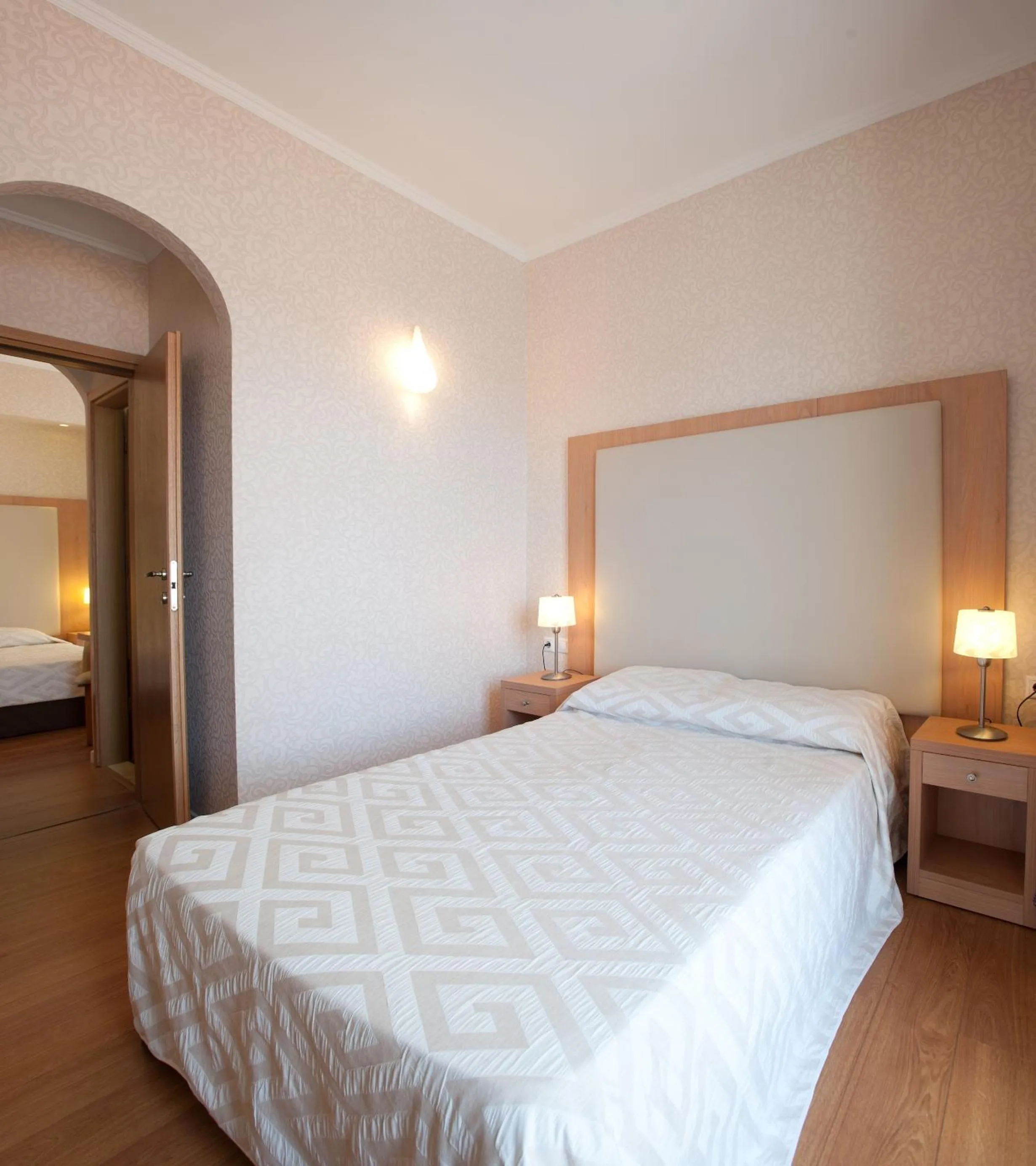 Bedroom, Bed in Karalis Beach