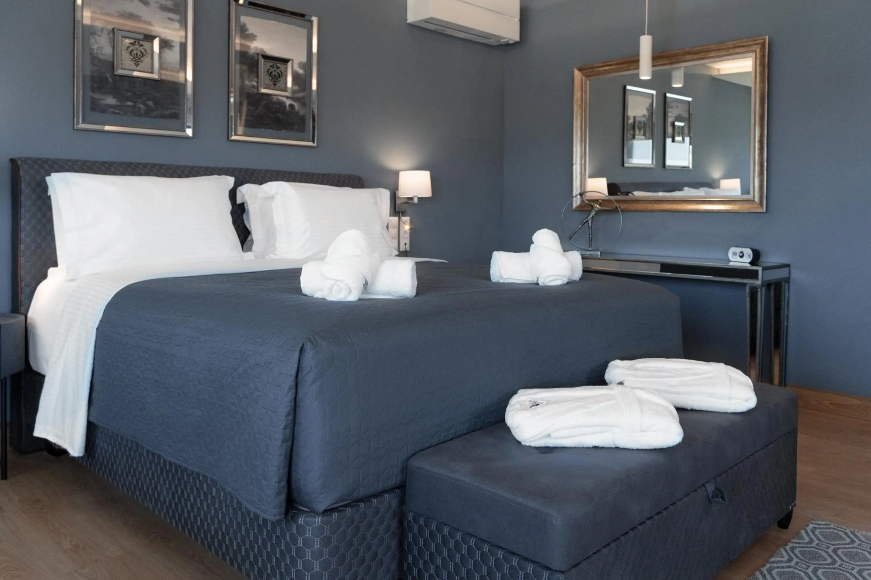 Bed in Karalis City Hotel