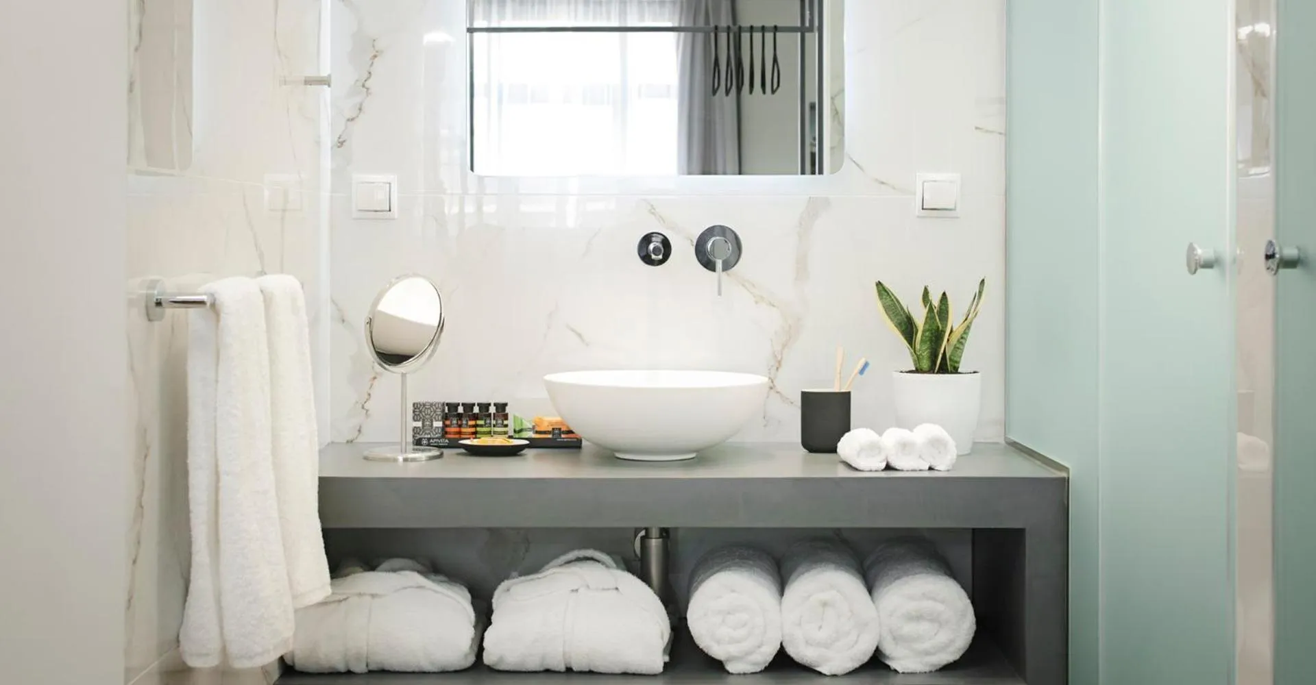 Bathroom in The Gem Society Hotel