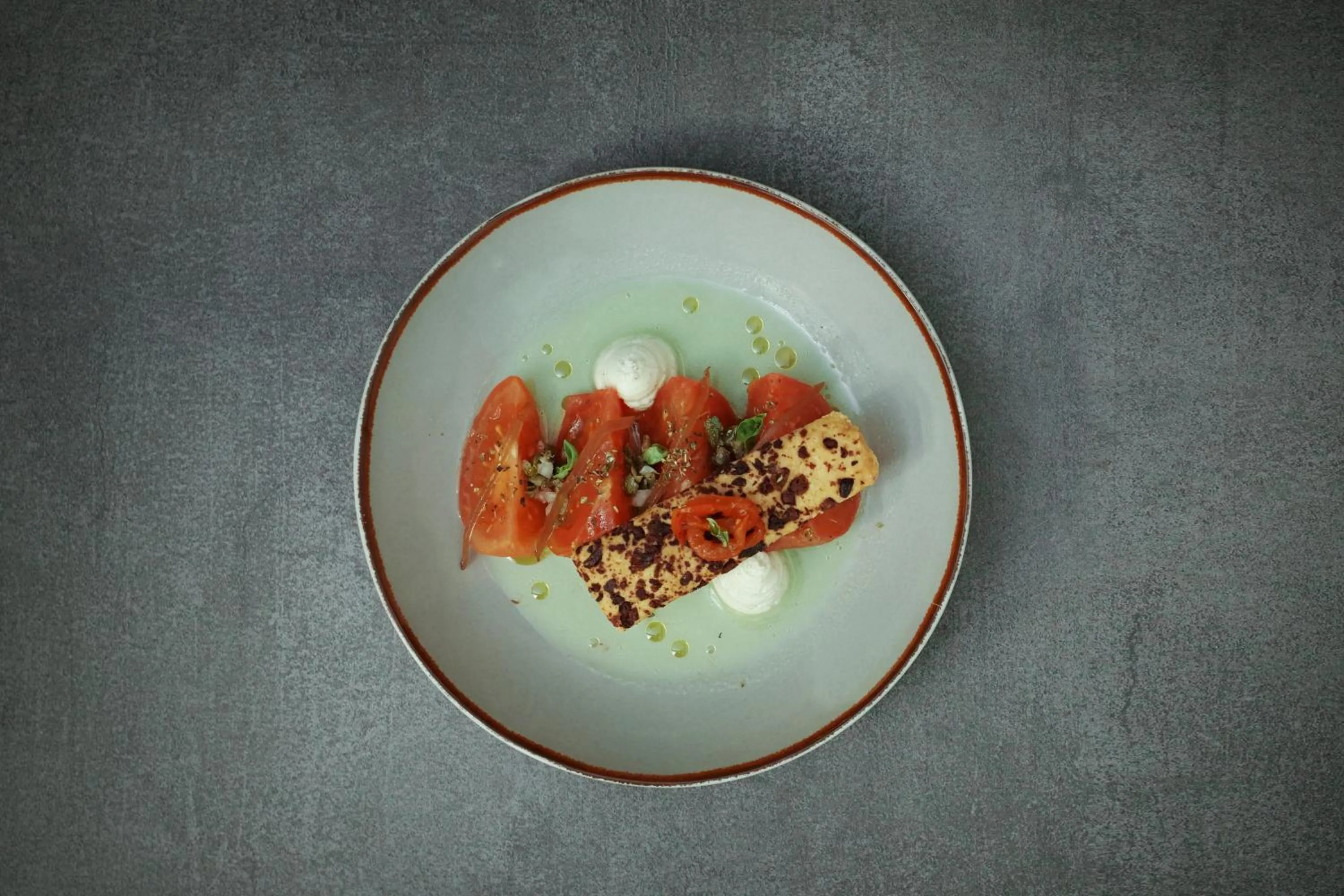 Restaurant/places to eat in The Gem Society Hotel