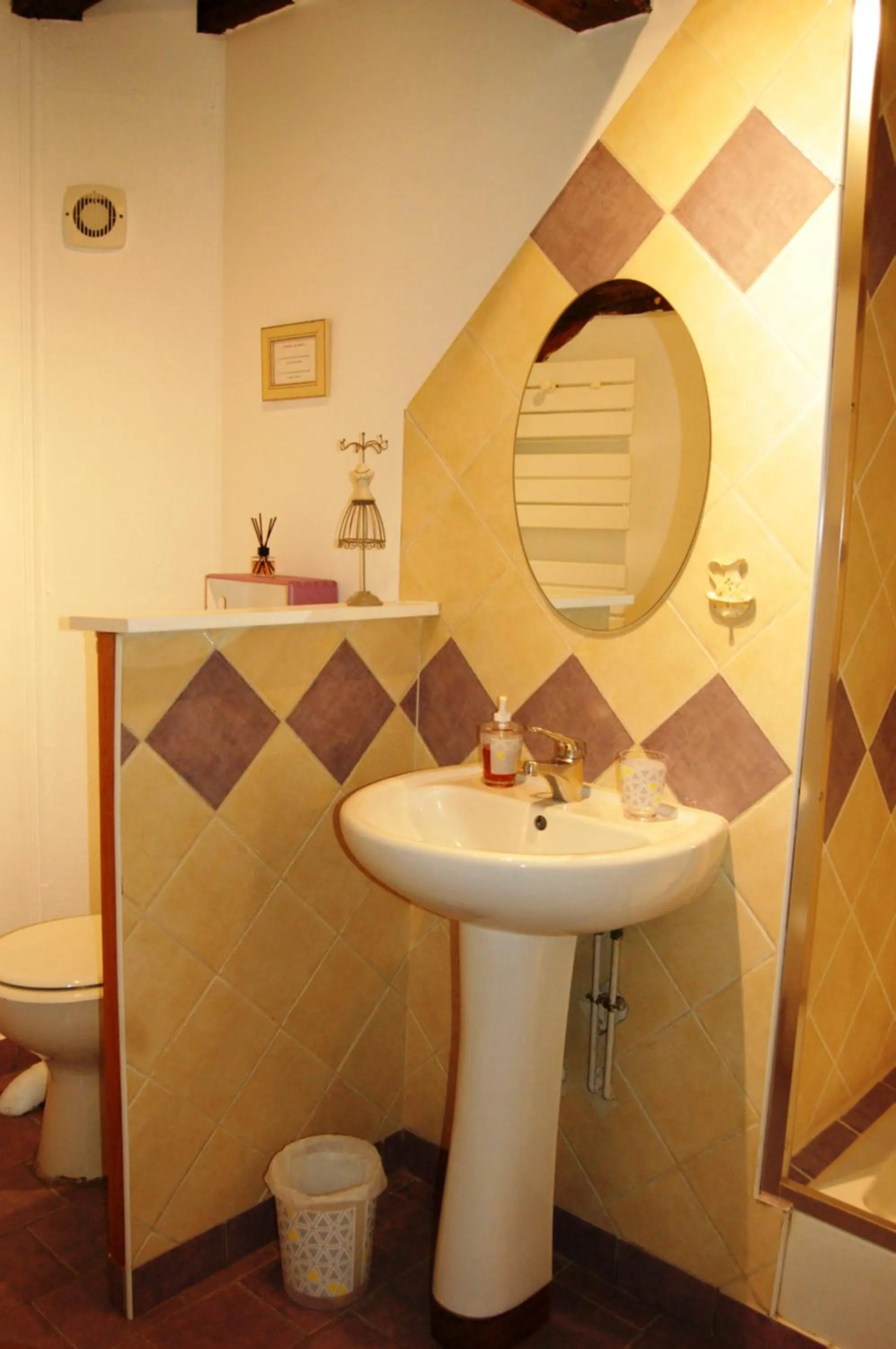 Bathroom in La Chaiserie