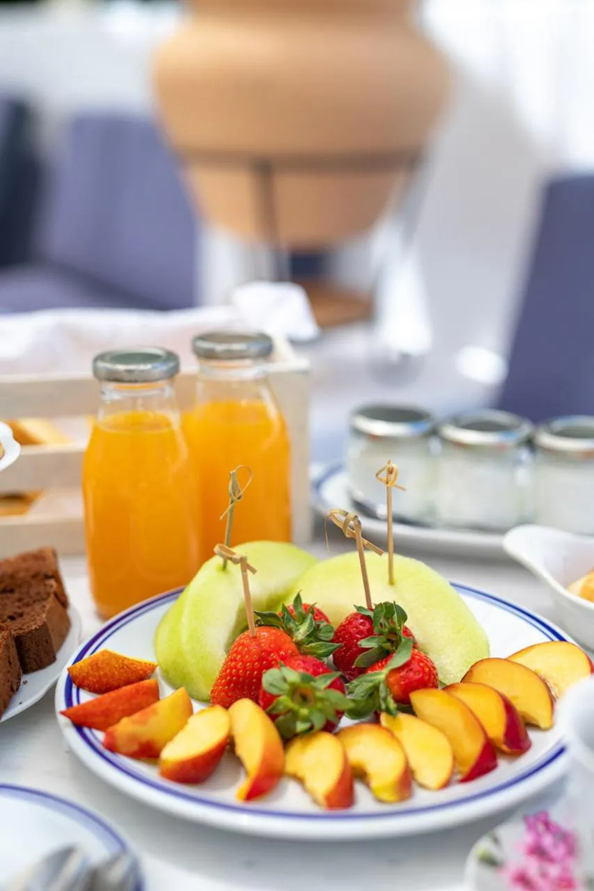 Staff in Galaxa Mansion