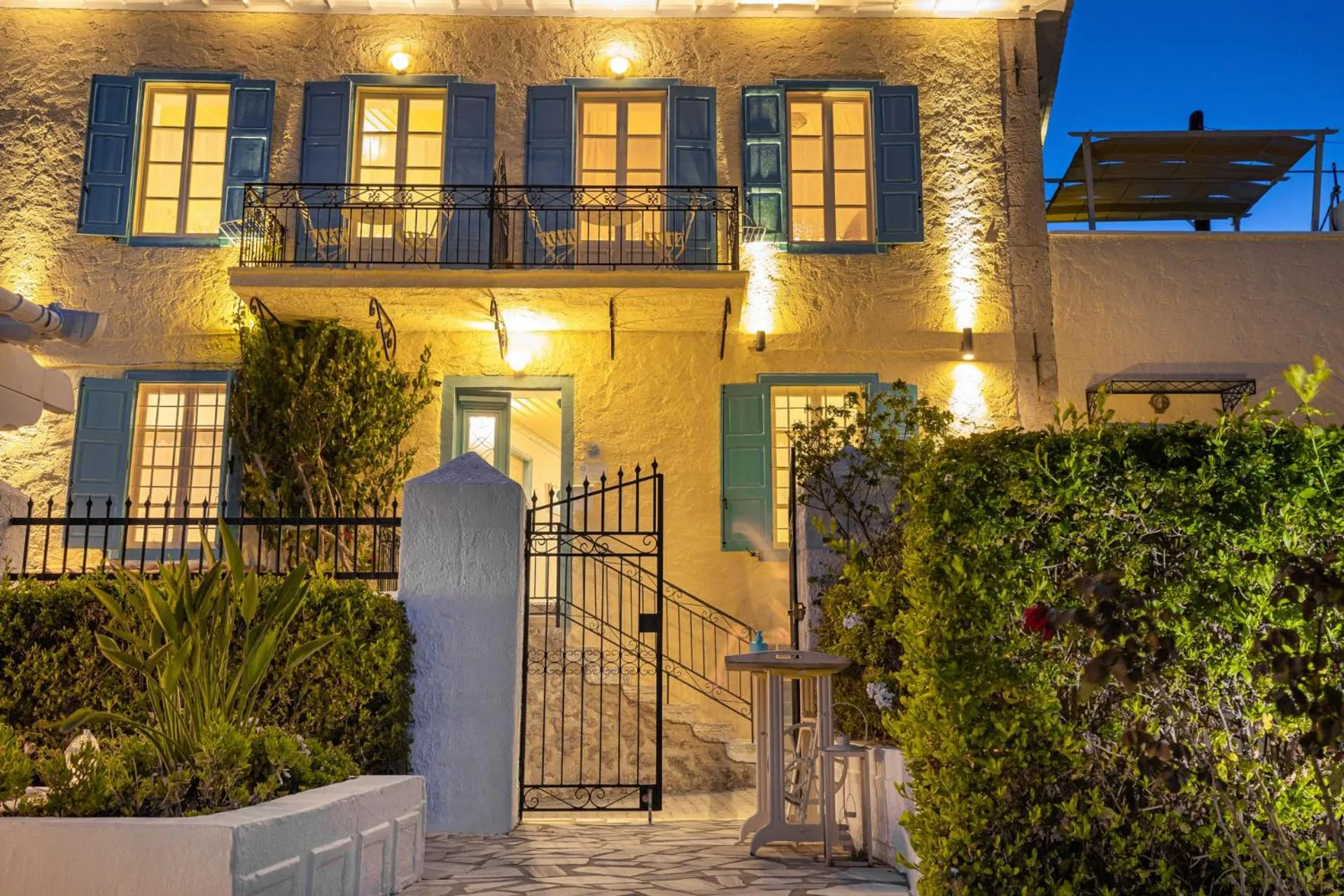 Property building in Galaxa Mansion