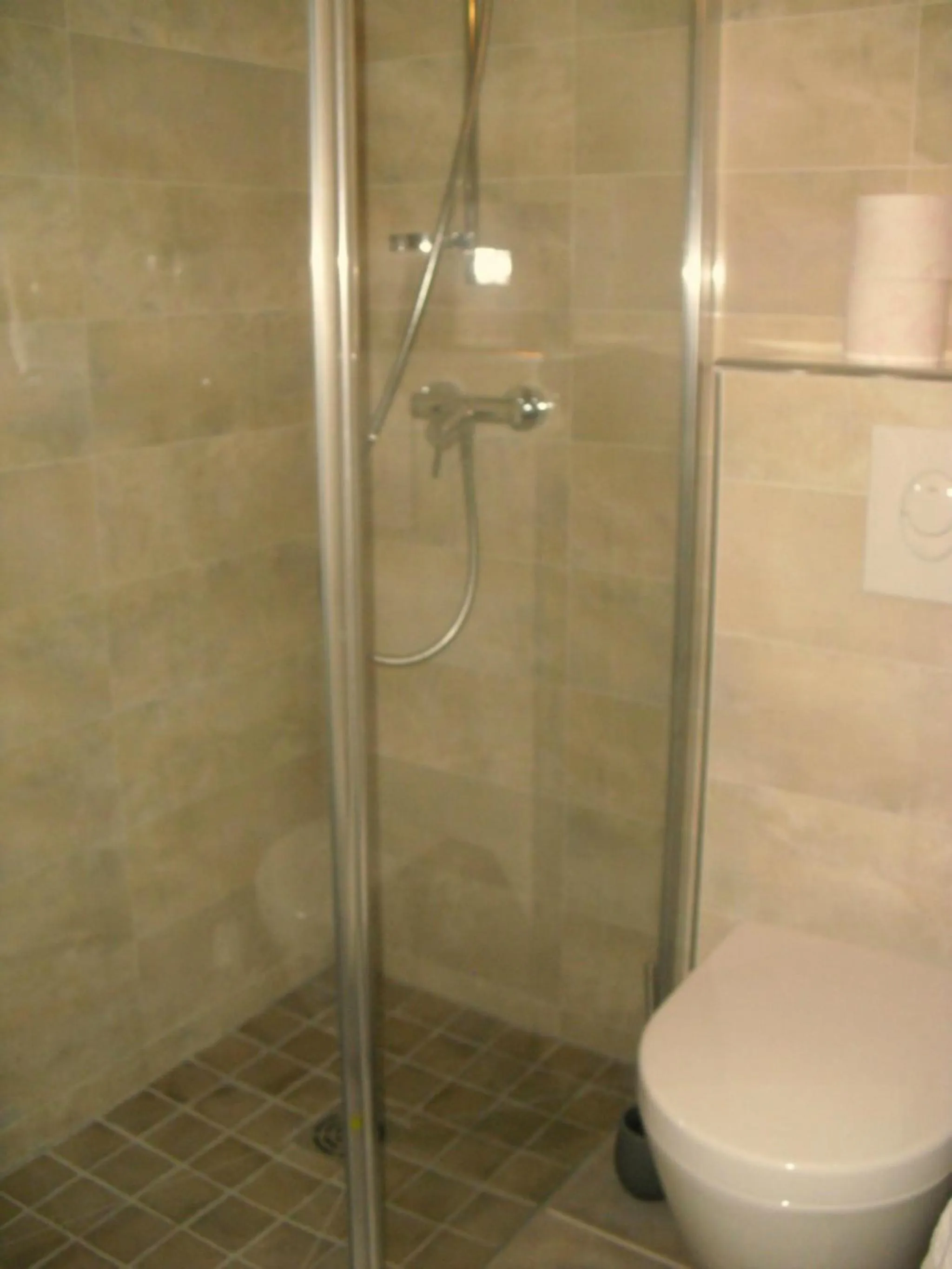 Bathroom in La Dentellière